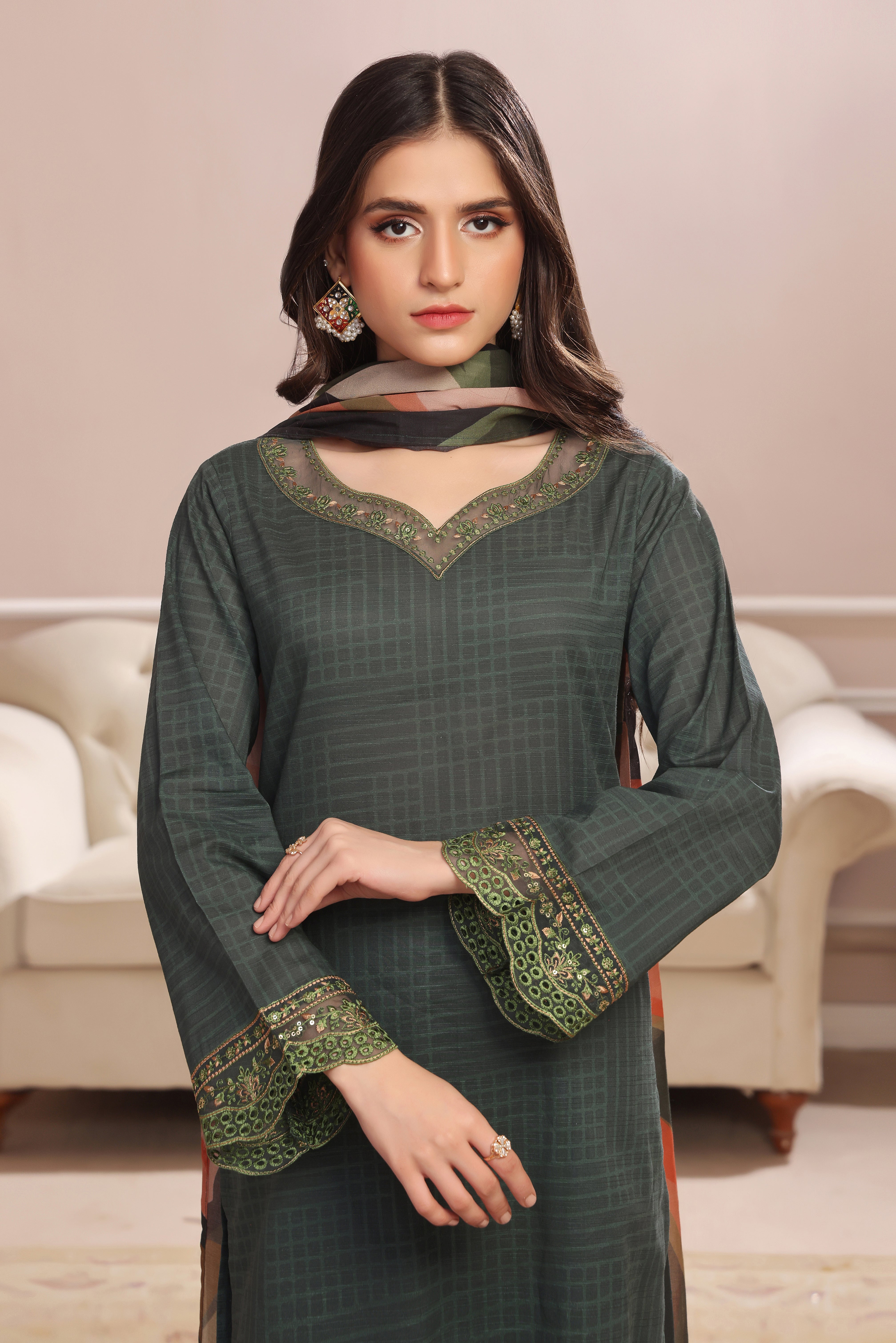 Luxeurs Affordable Embroidered Pakistani Lawn Dresses Size Chart