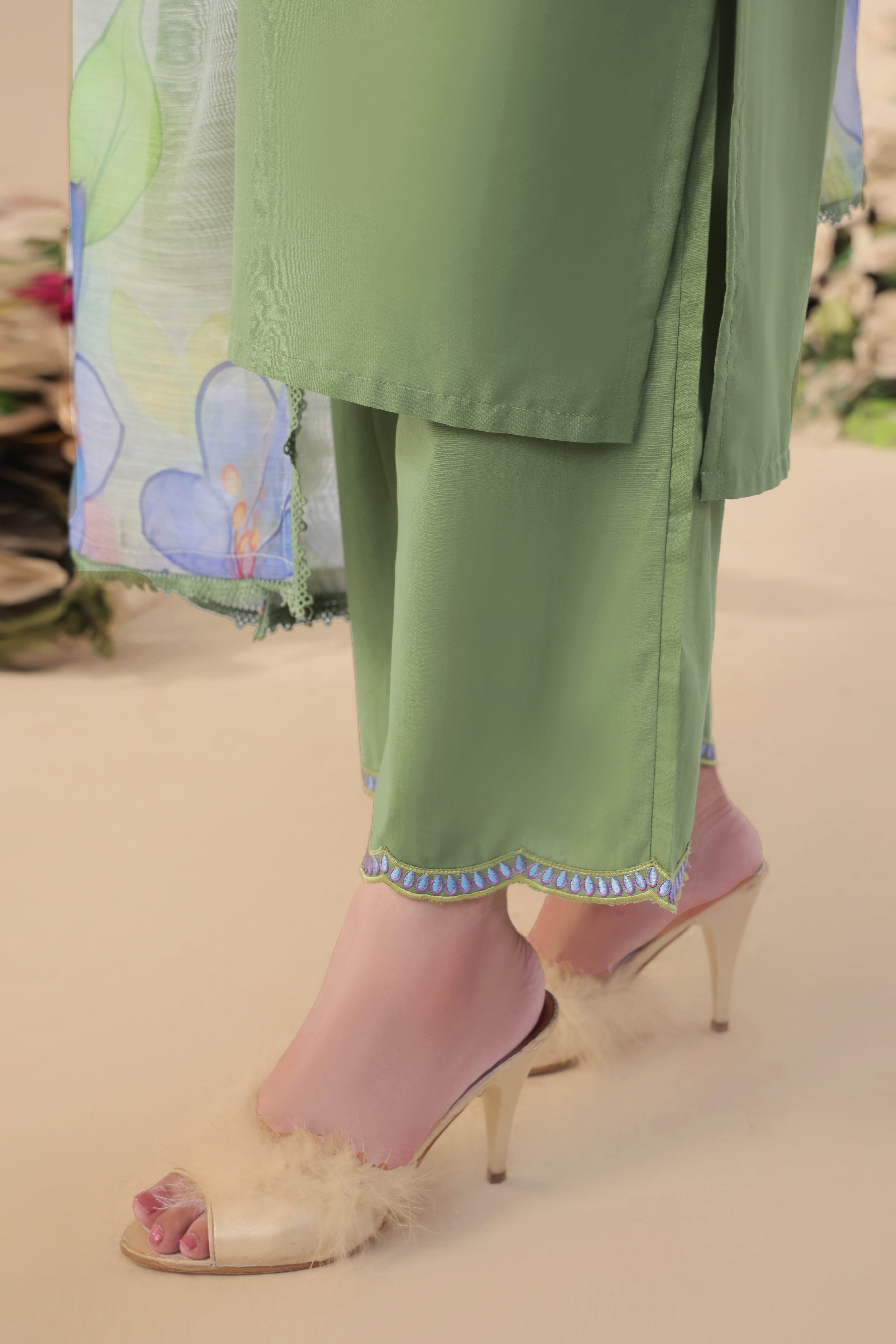 Drizzles Embroidered 3PC Lawn Dress