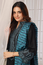 Load image into Gallery viewer, Luxeurs Affordable Embroidered Pakistani Lawn Dresses Size Chart