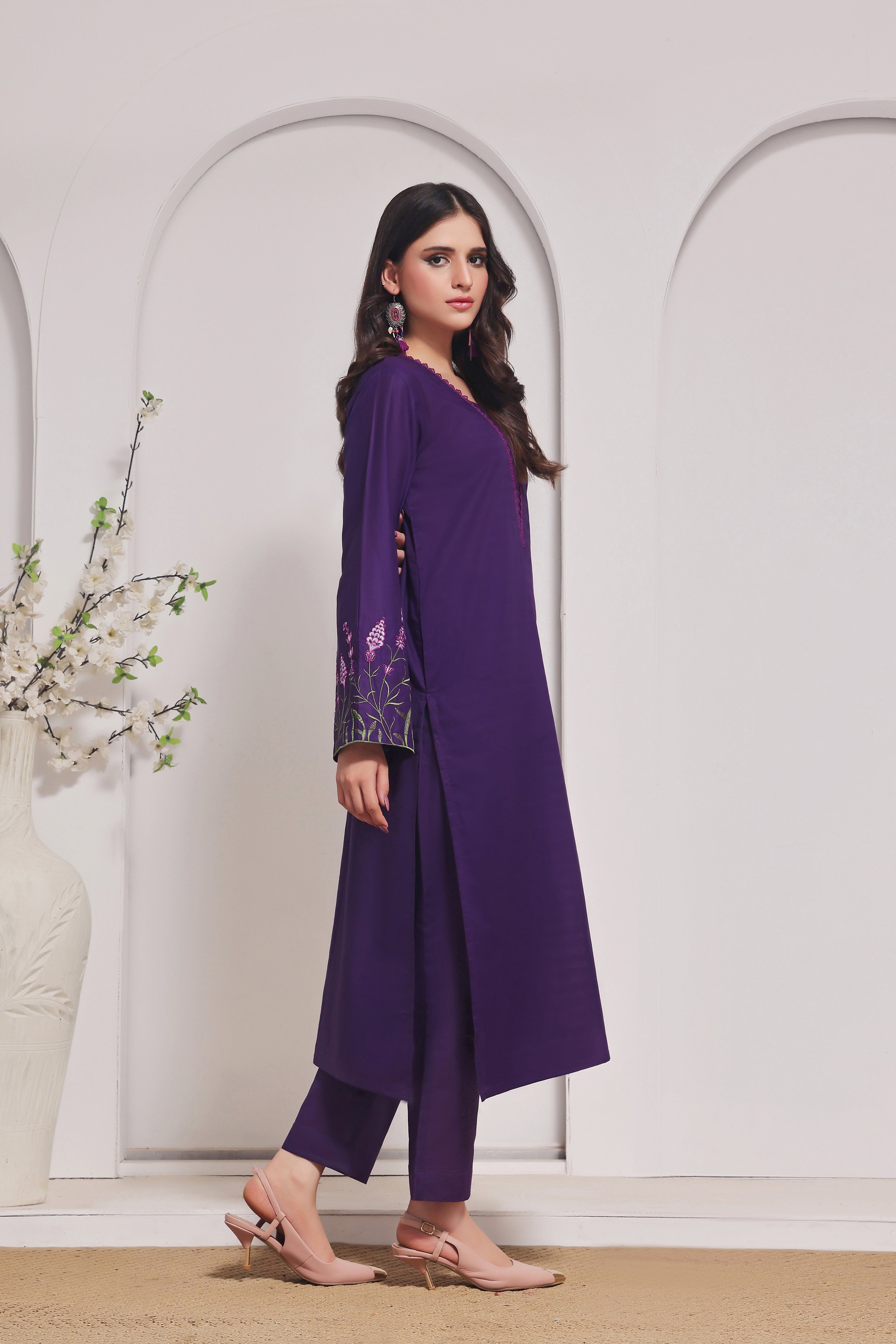 Luxeurs Affordable Embroidered Pakistani Lawn Dresses Size Chart