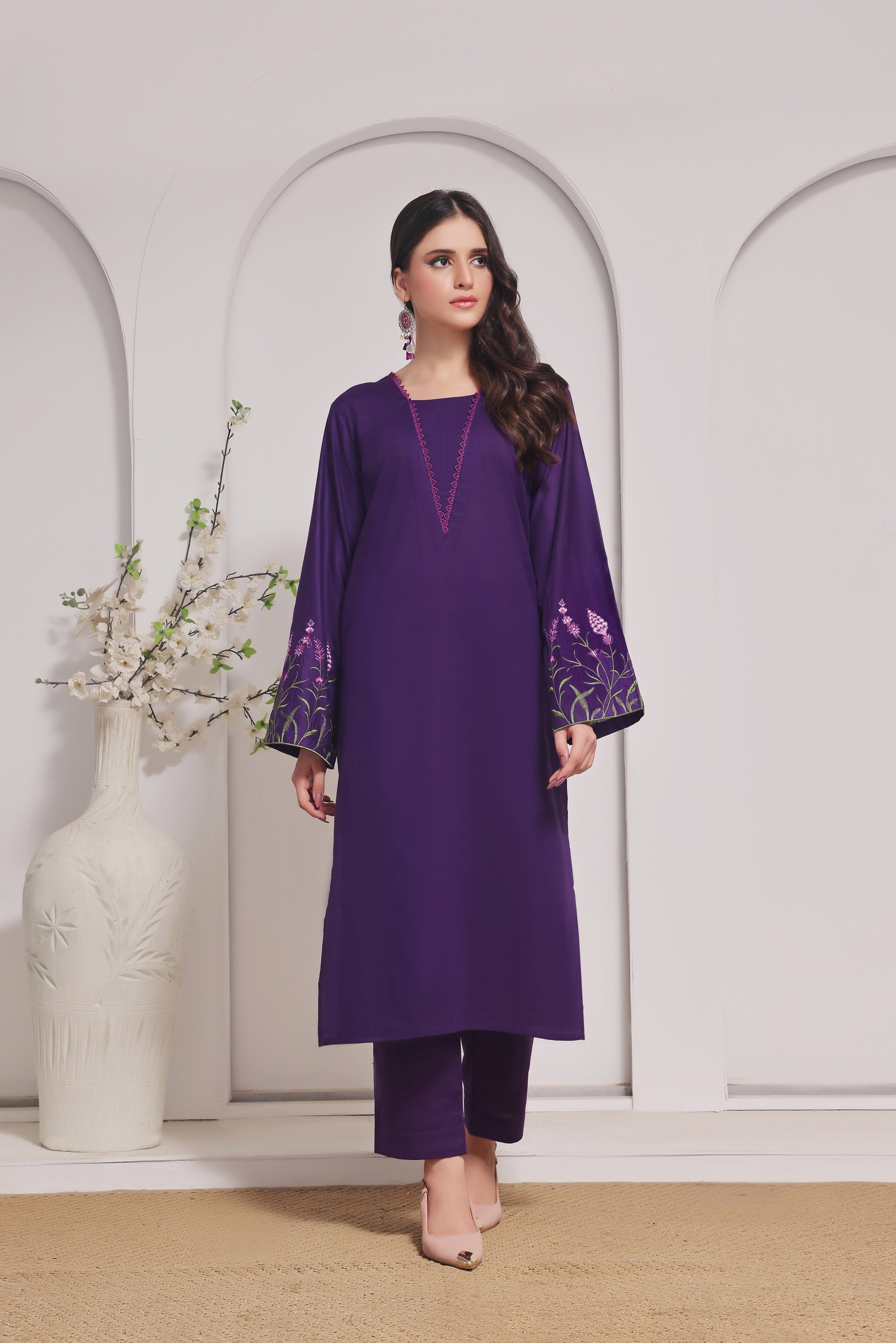 Luxeurs Affordable Embroidered Pakistani Lawn Dresses Size Chart