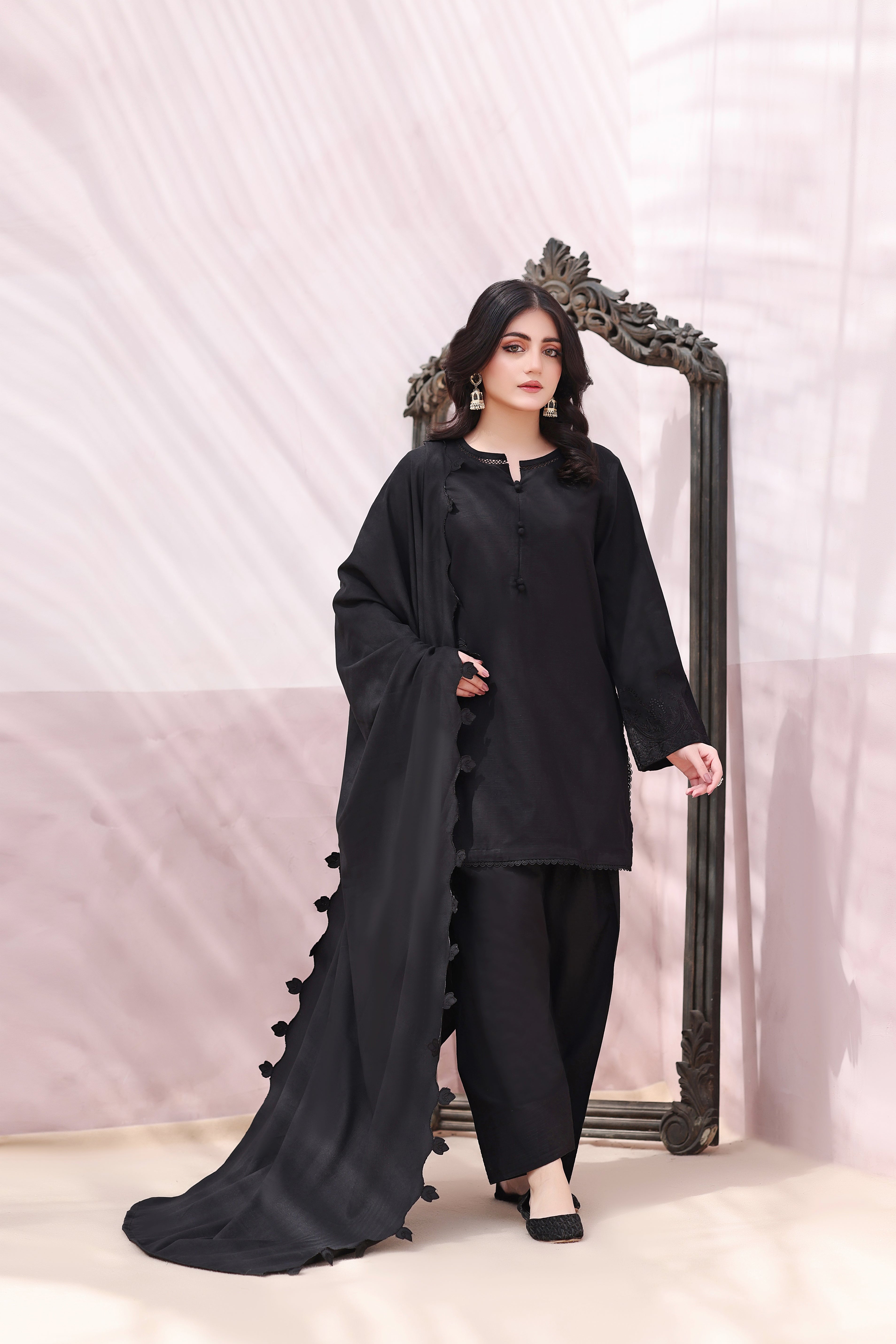 Nightingale Khaddar 3PC Dress