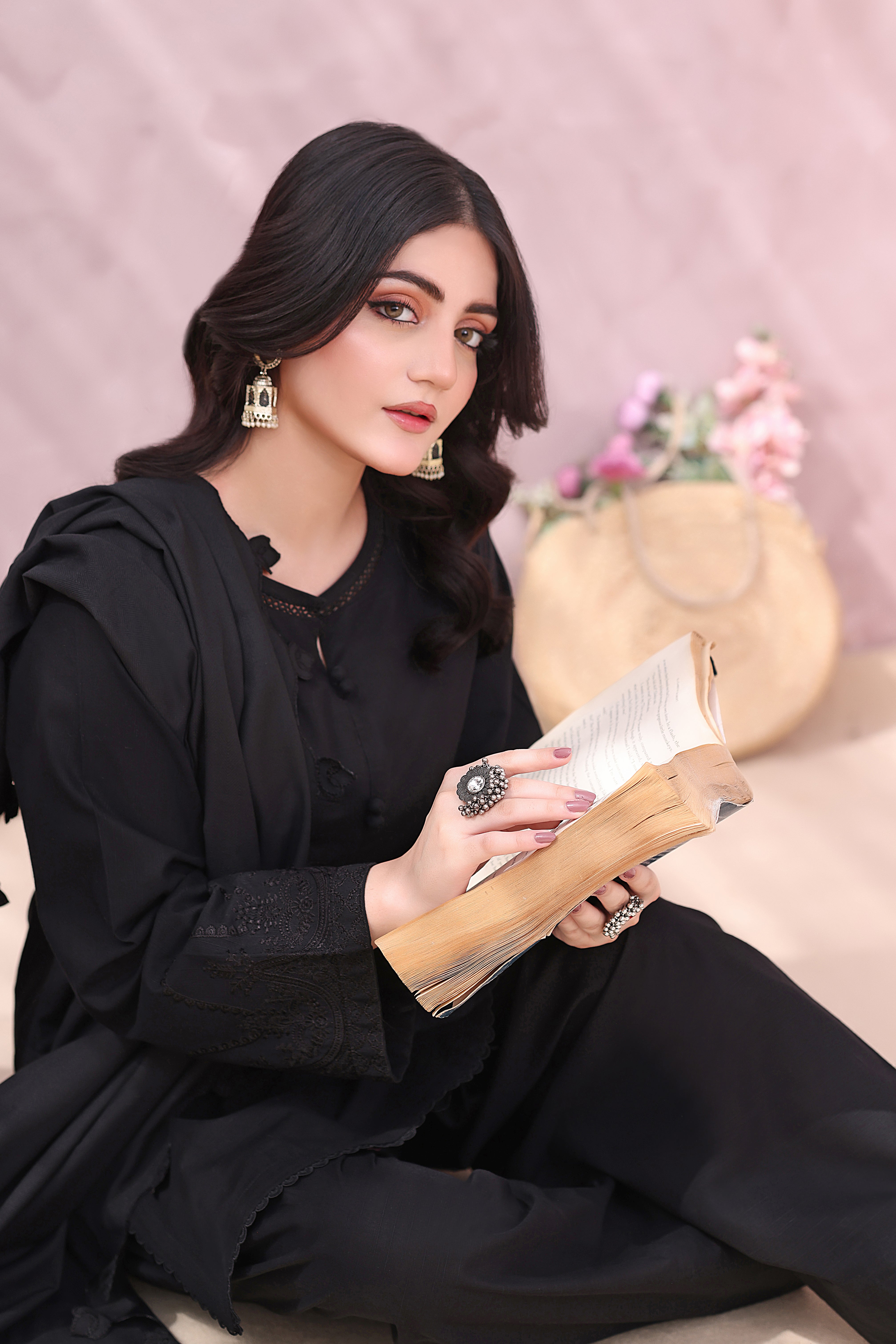 Nightingale Khaddar 3PC Dress