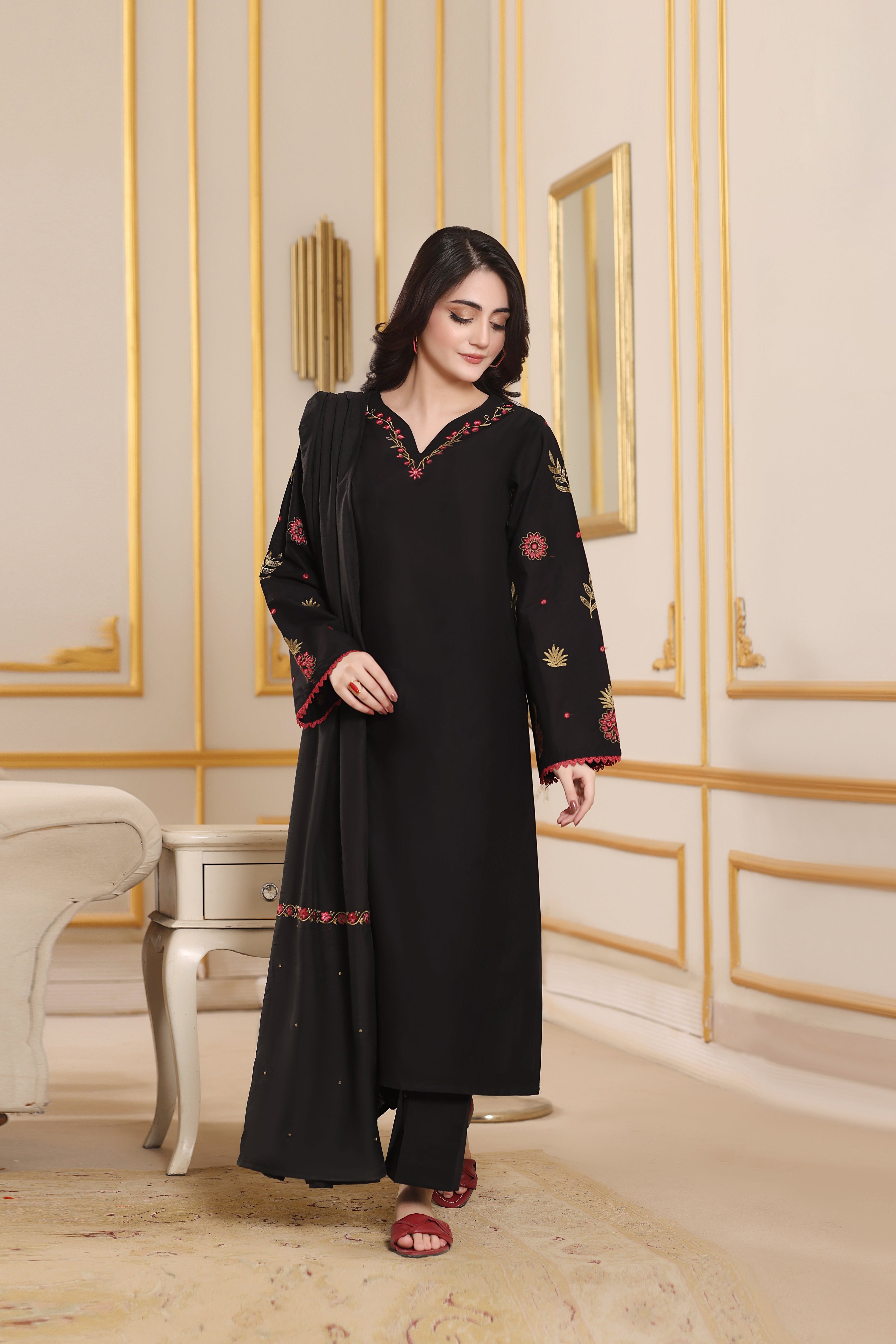 Moon Embroidered 3PC Lawn Dress