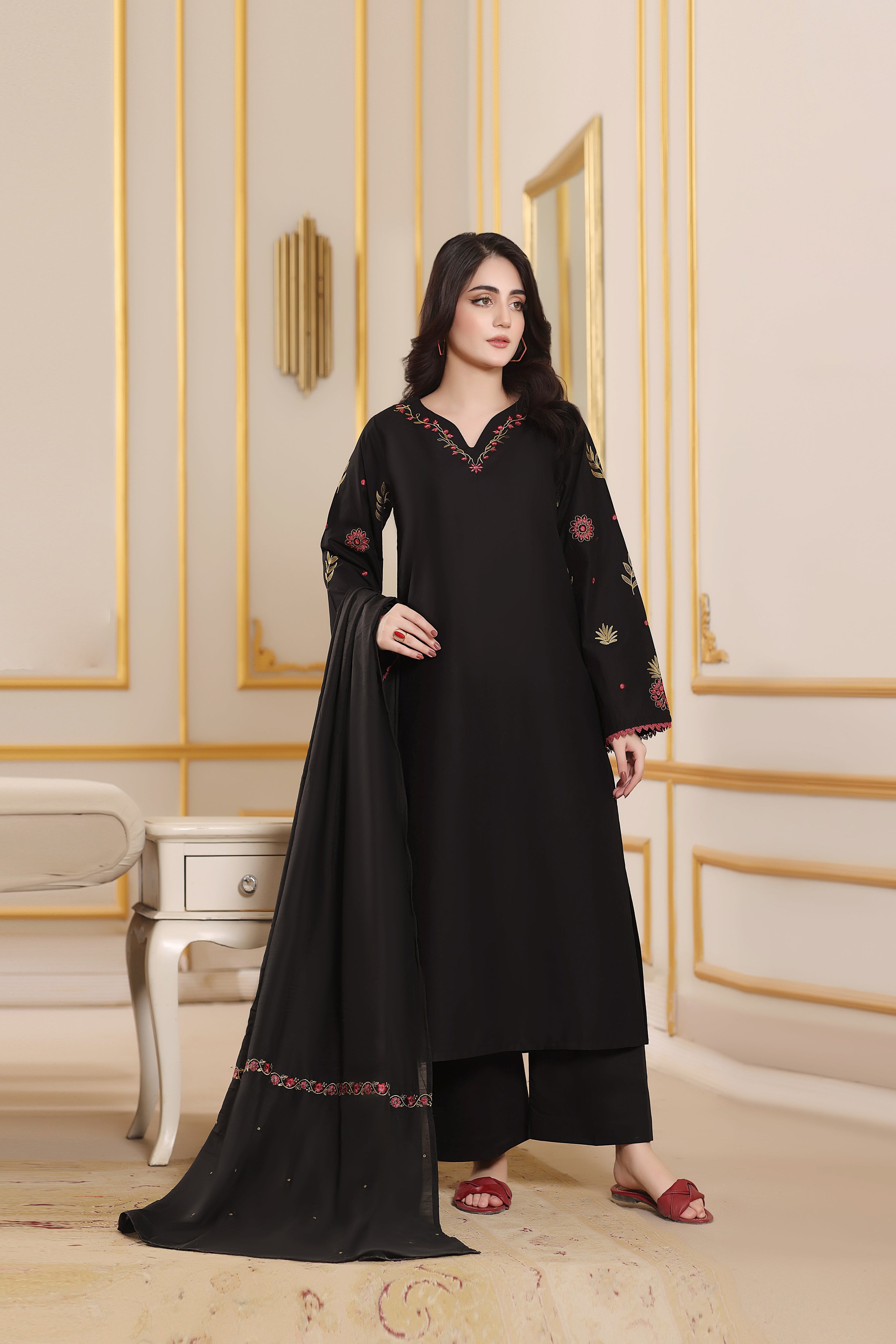 Moon Embroidered 3PC Lawn Dress