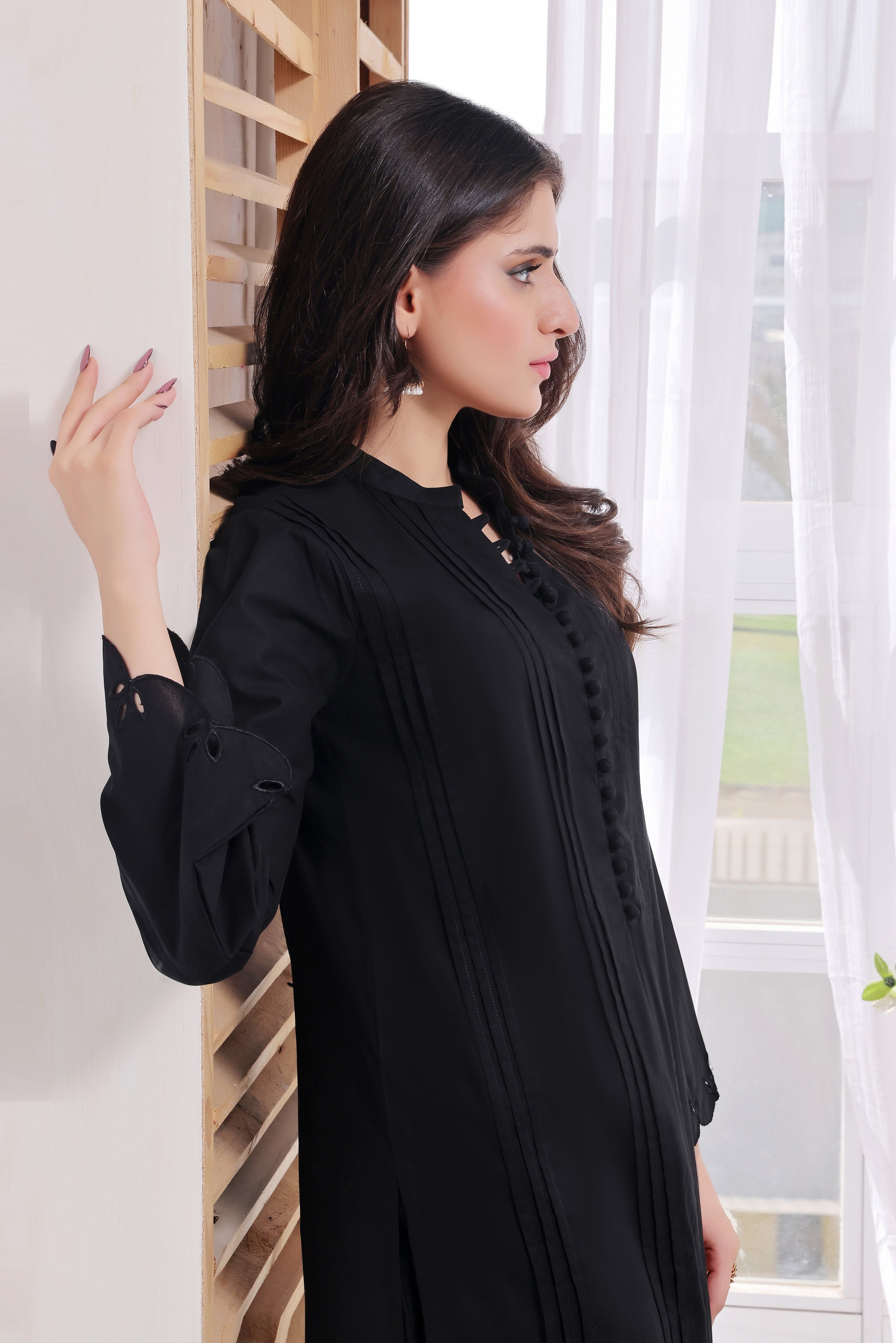 Luxeurs Affordable Embroidered Pakistani Lawn Dresses Size Chart