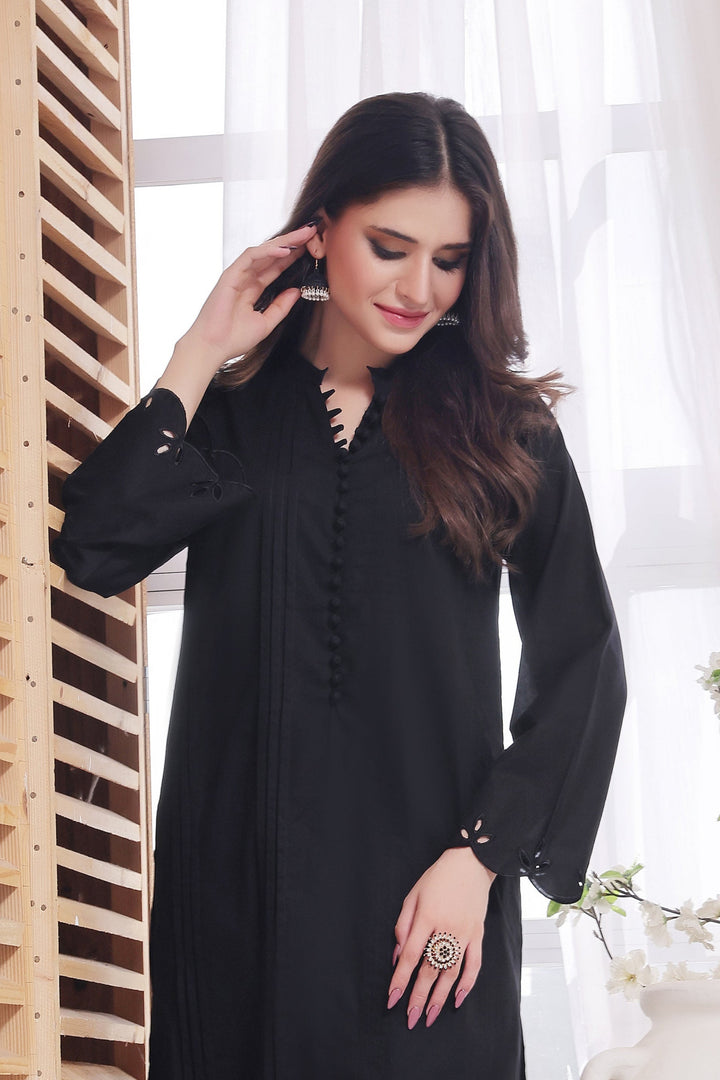 Luxeurs Affordable Embroidered Pakistani Lawn Dresses Size Chart