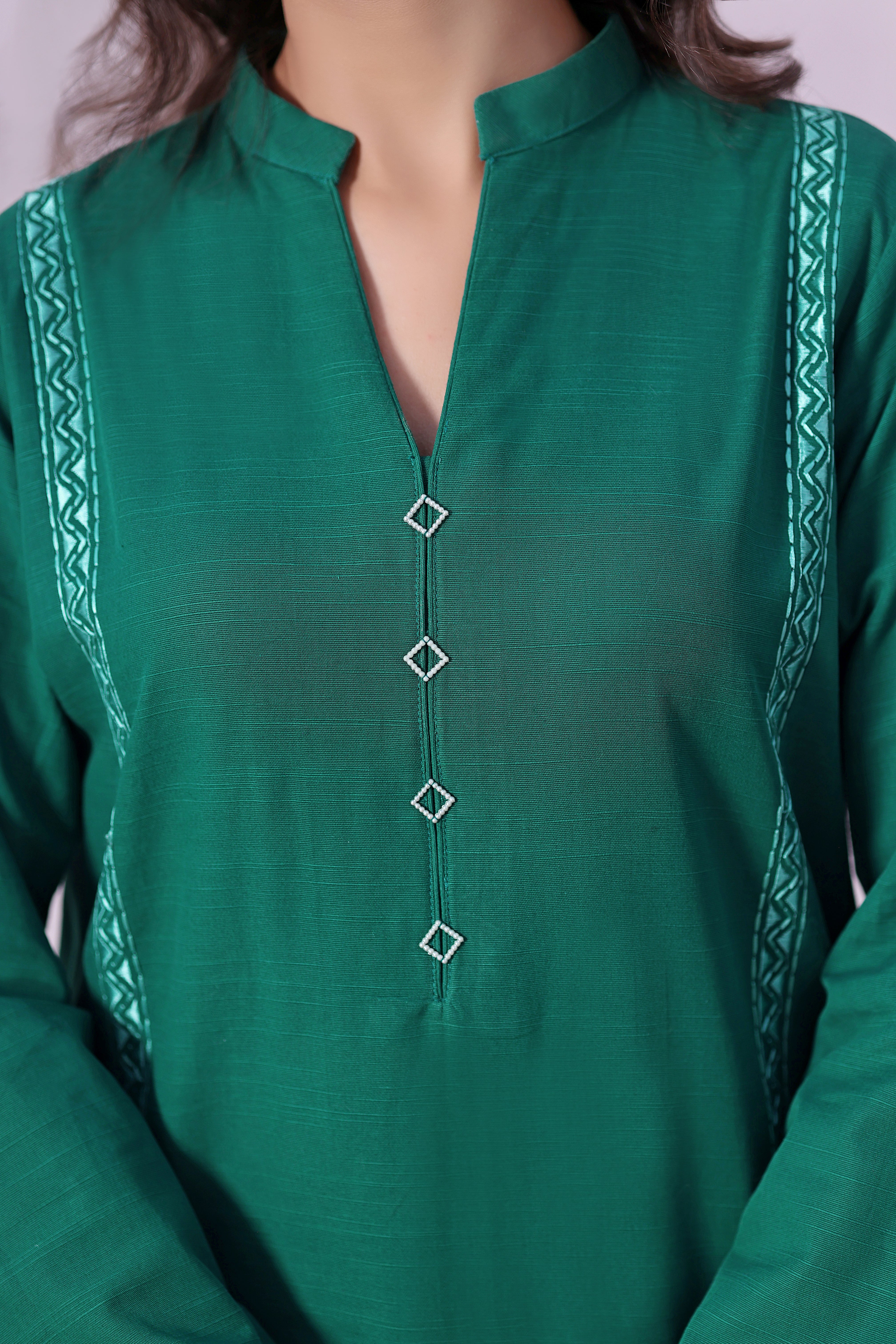 Sheen khaddar Embroidered 2PC Dress