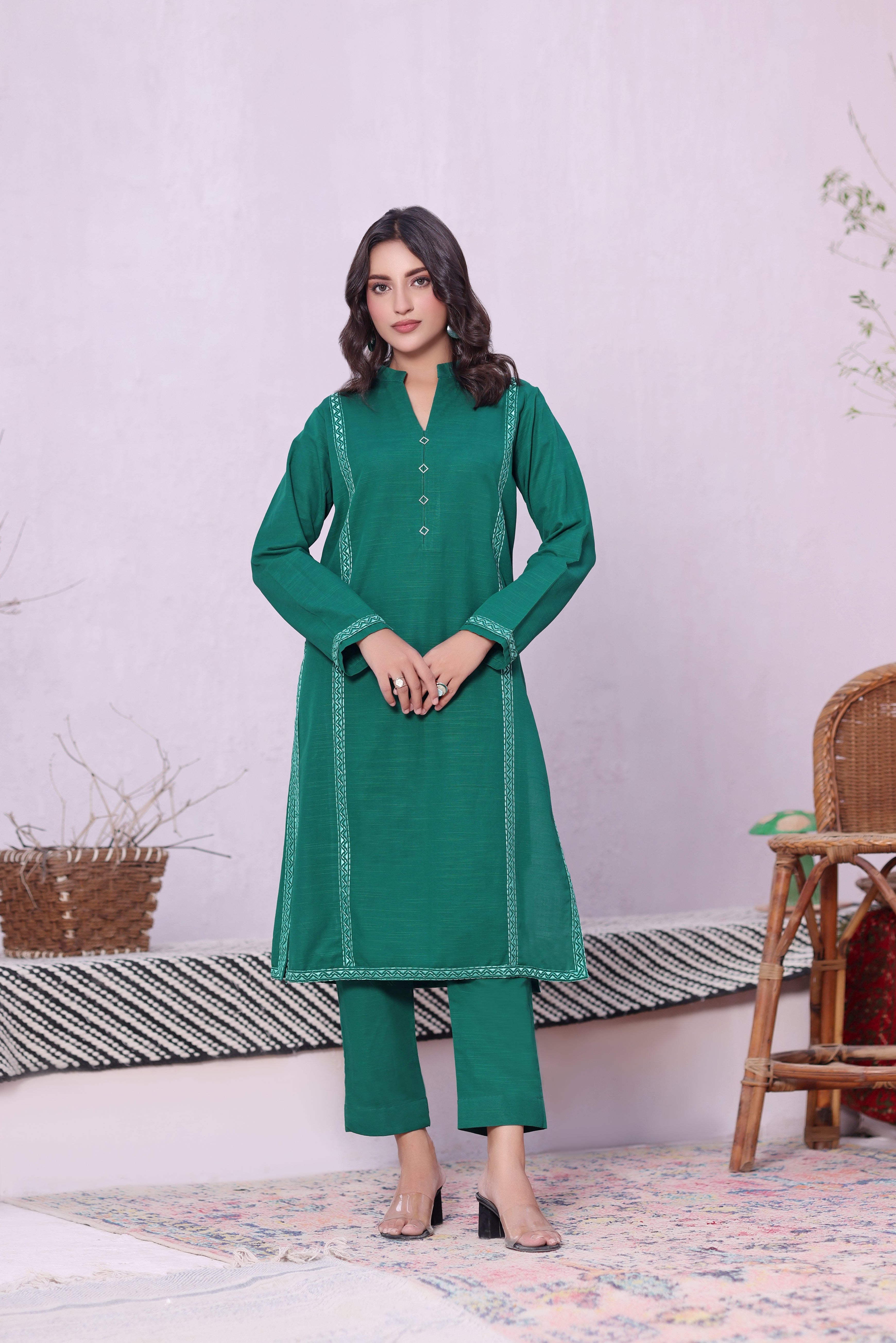 Sheen khaddar Embroidered 2PC Dress