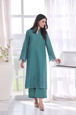 Load image into Gallery viewer, Luxeurs Affordable Embroidered Pakistani Lawn Dresses Size Chart