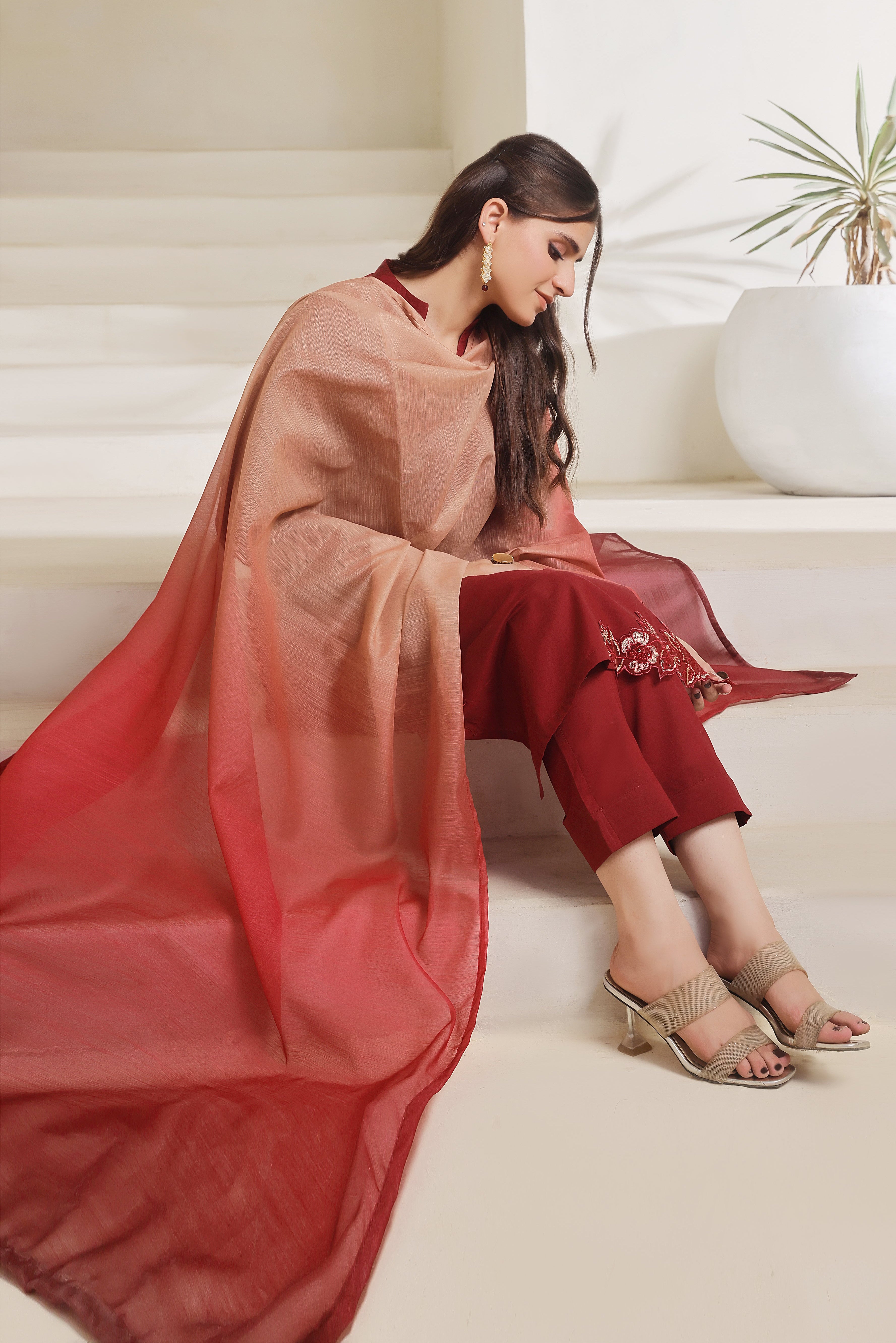 Luxeurs Affordable Embroidered Pakistani Lawn Dresses Size Chart