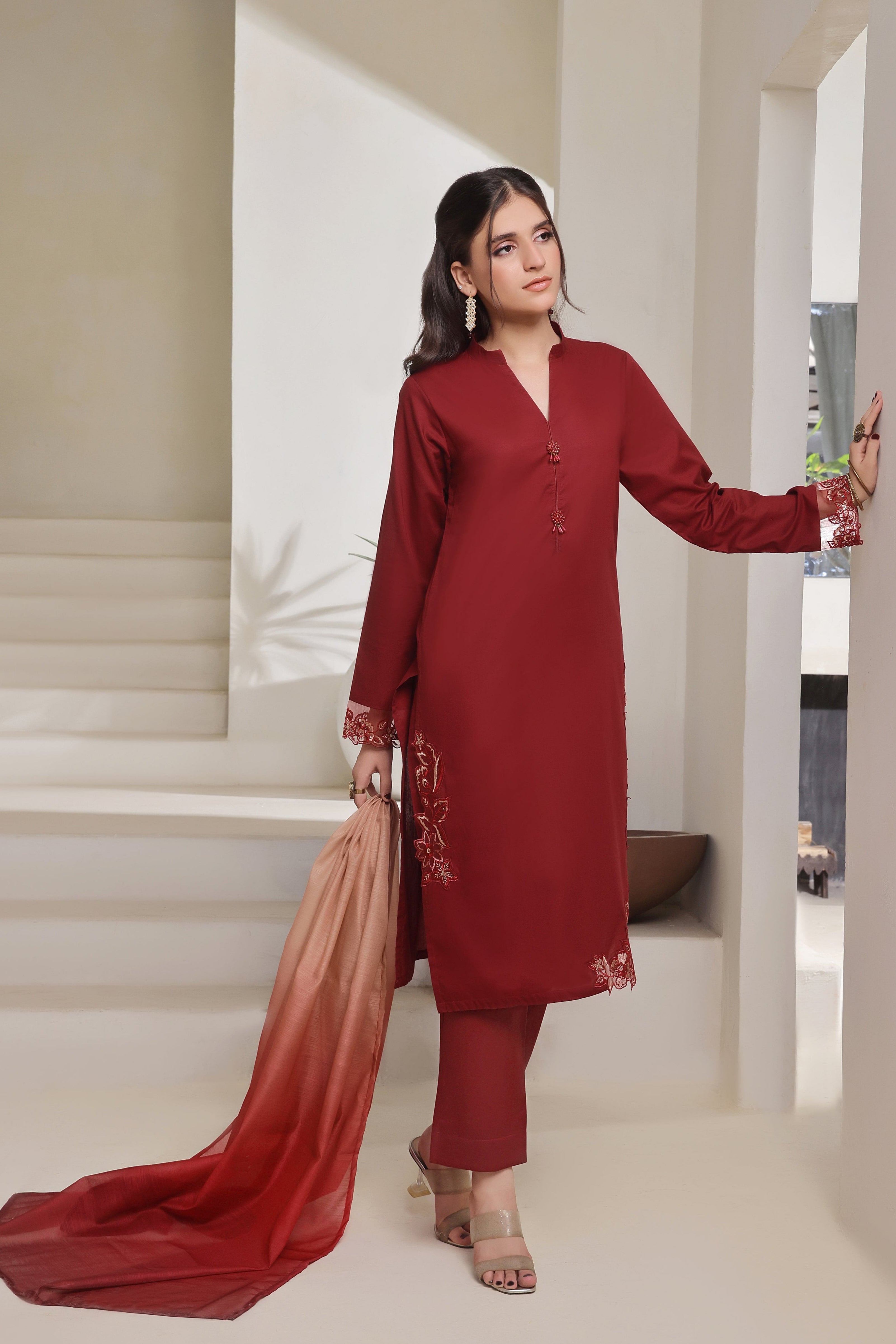 Luxeurs Affordable Embroidered Pakistani Lawn Dresses Size Chart