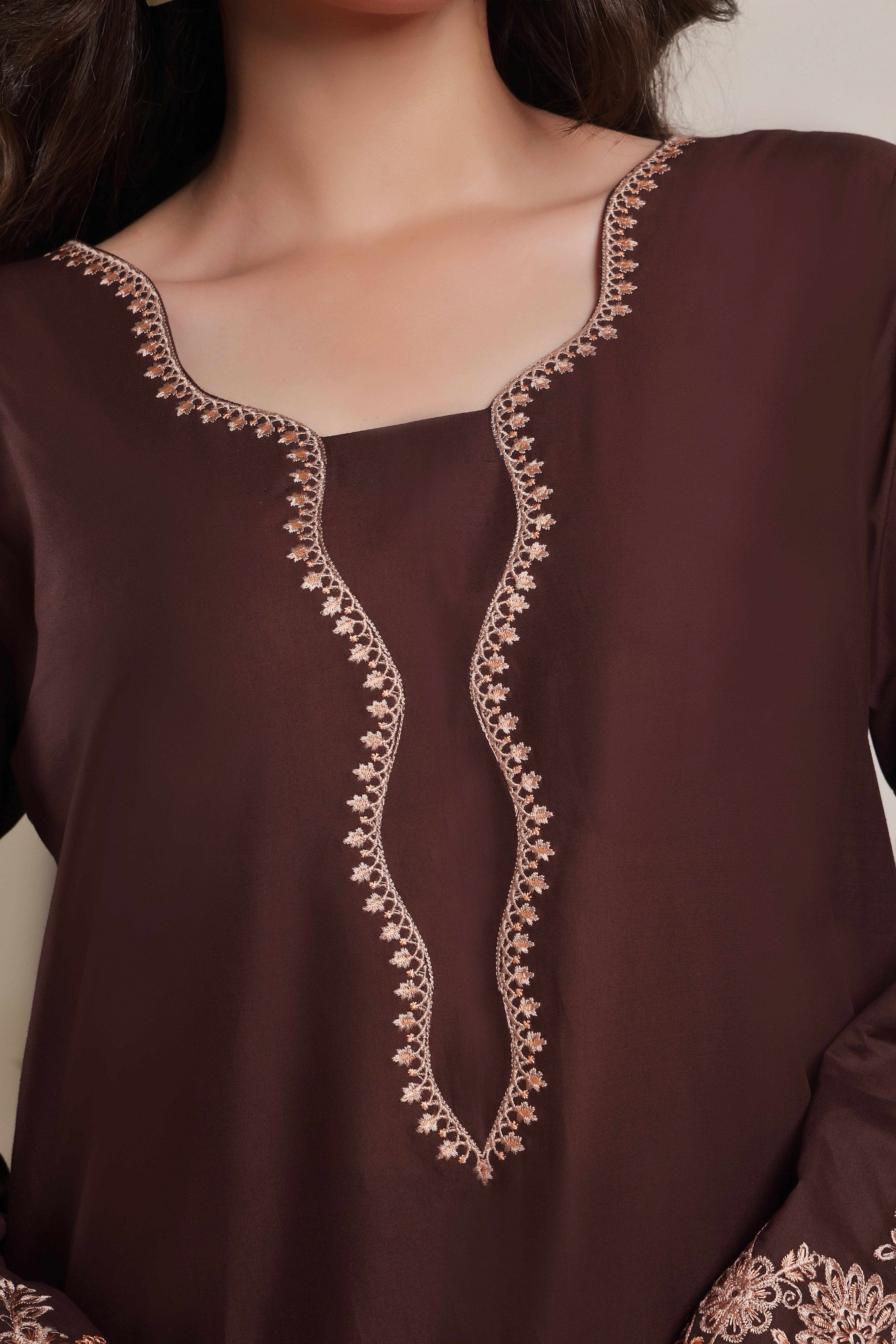 Luxeurs Affordable Embroidered Pakistani Lawn Dresses Size Chart