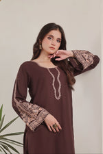 Load image into Gallery viewer, Luxeurs Affordable Embroidered Pakistani Lawn Dresses Size Chart