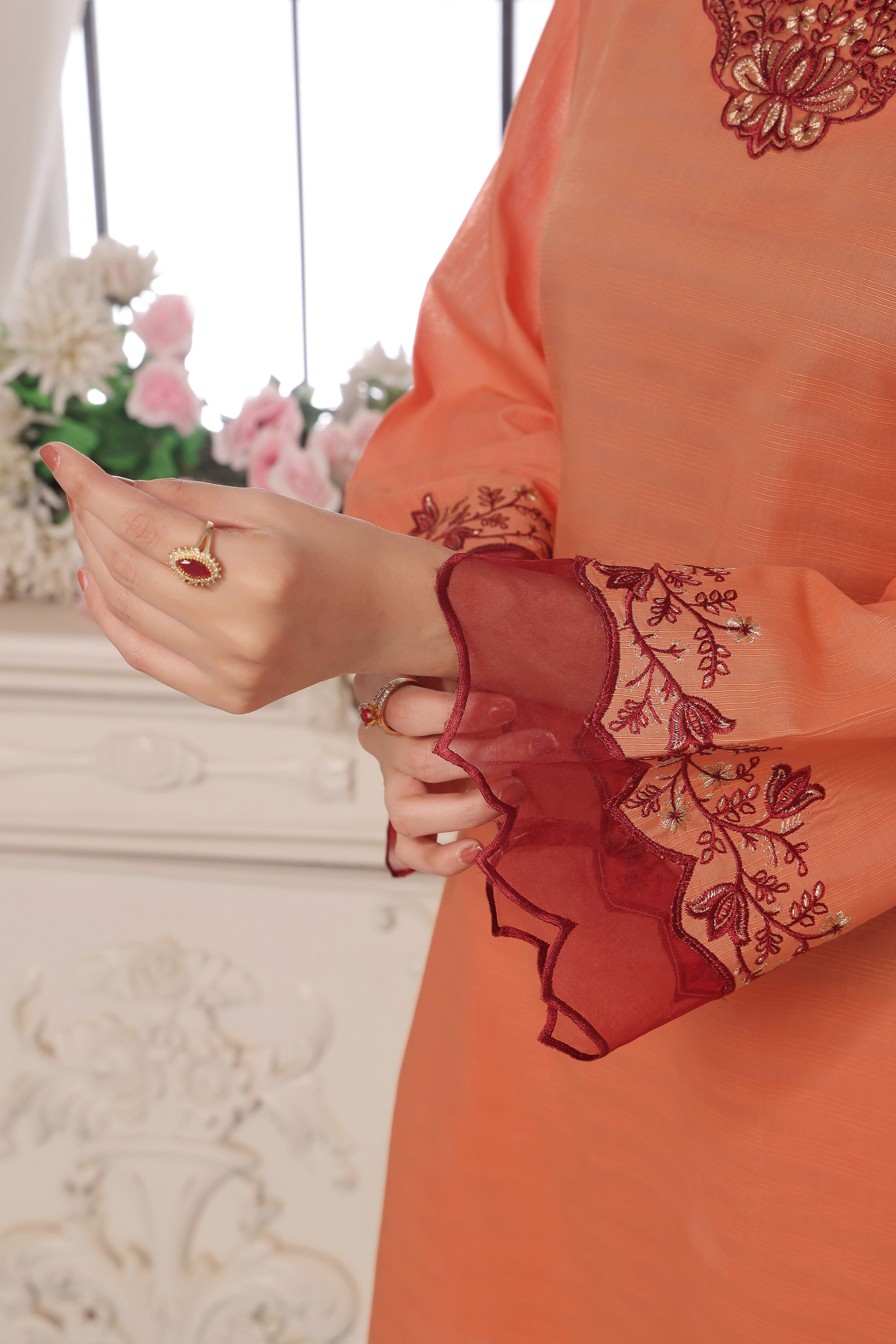 Luxeurs Affordable Embroidered Pakistani Lawn Dresses Size Chart