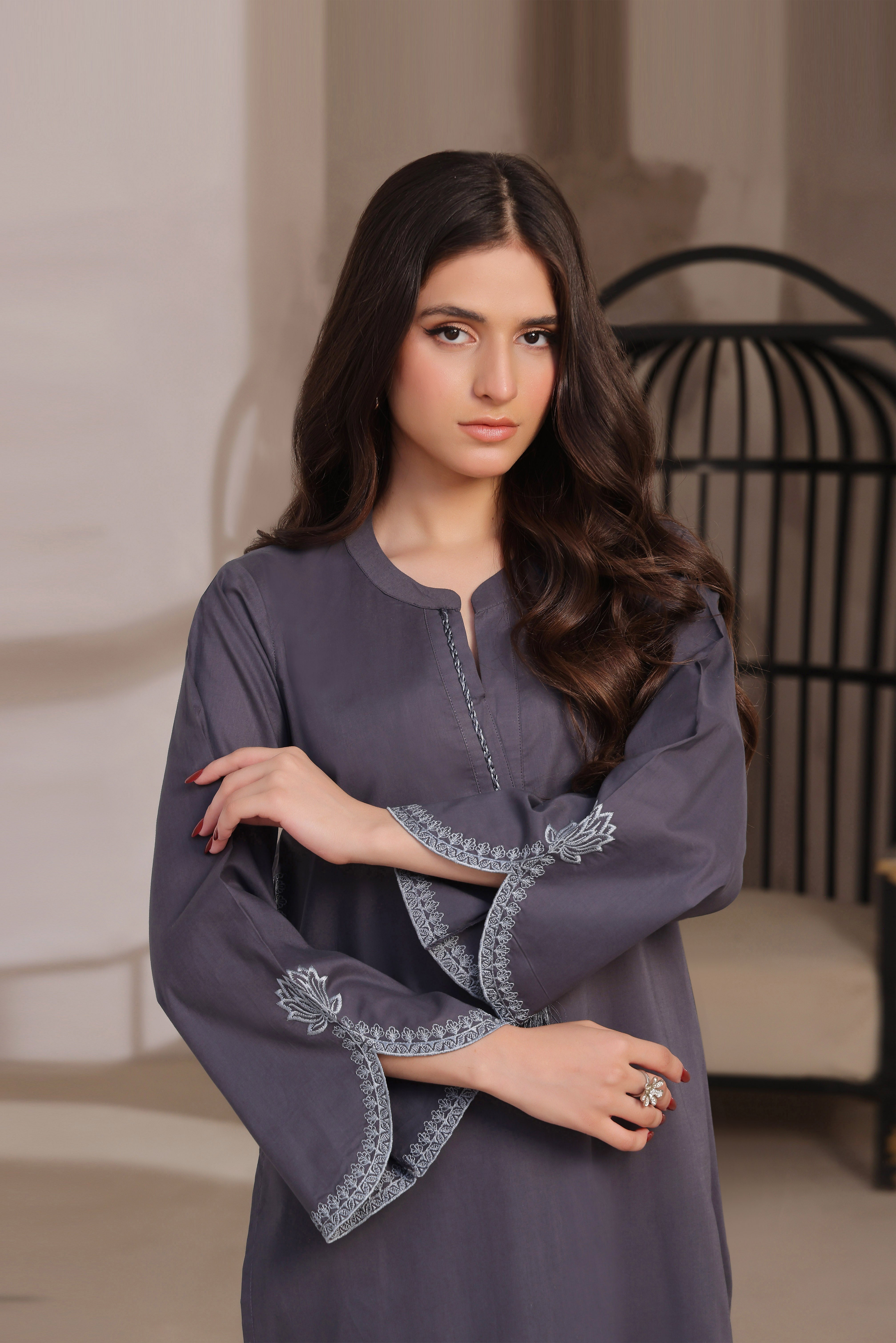 Luxeurs Affordable Embroidered Pakistani Lawn Dresses Size Chart