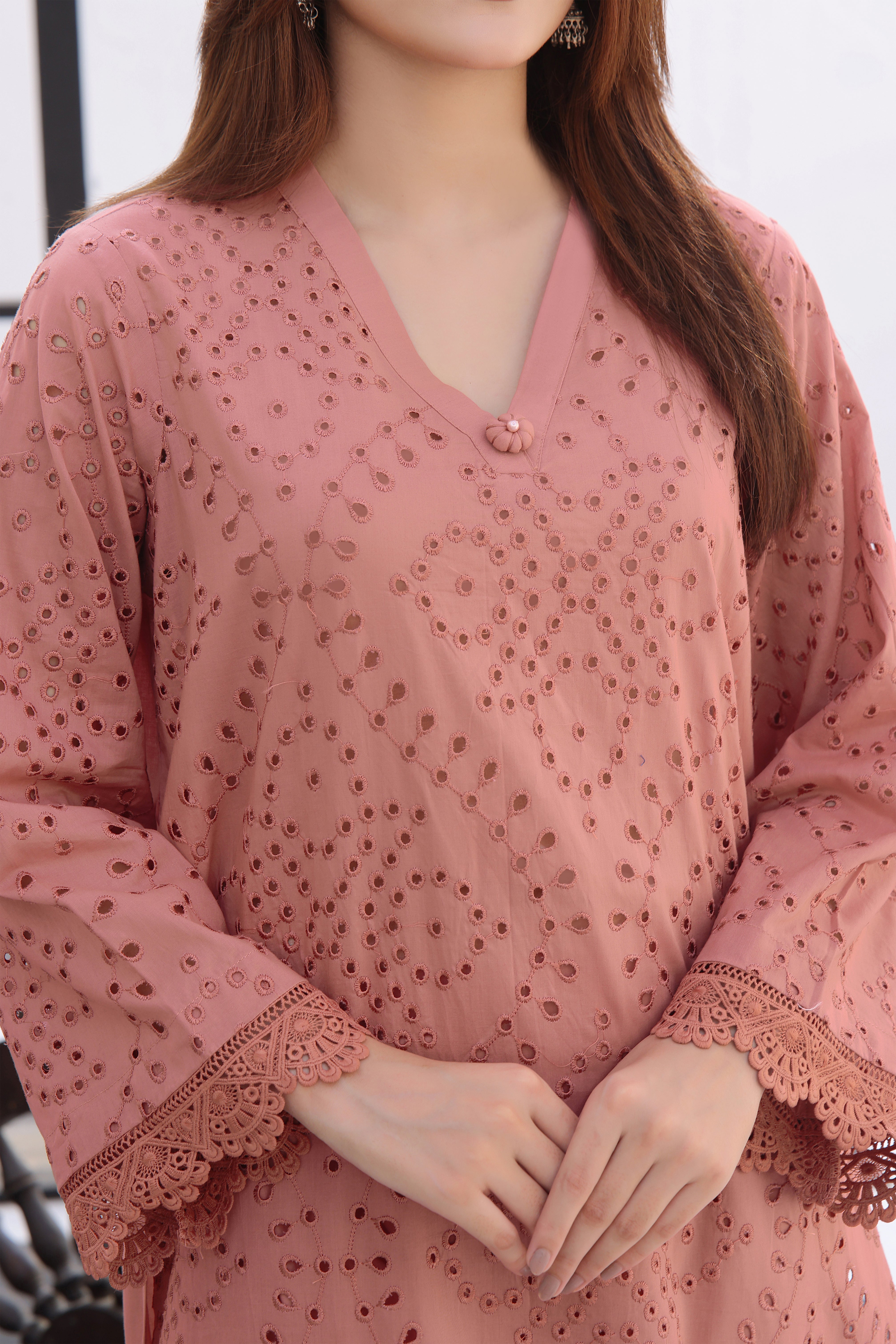 Luxeurs Affordable Embroidered Pakistani Lawn Dresses Size Chart