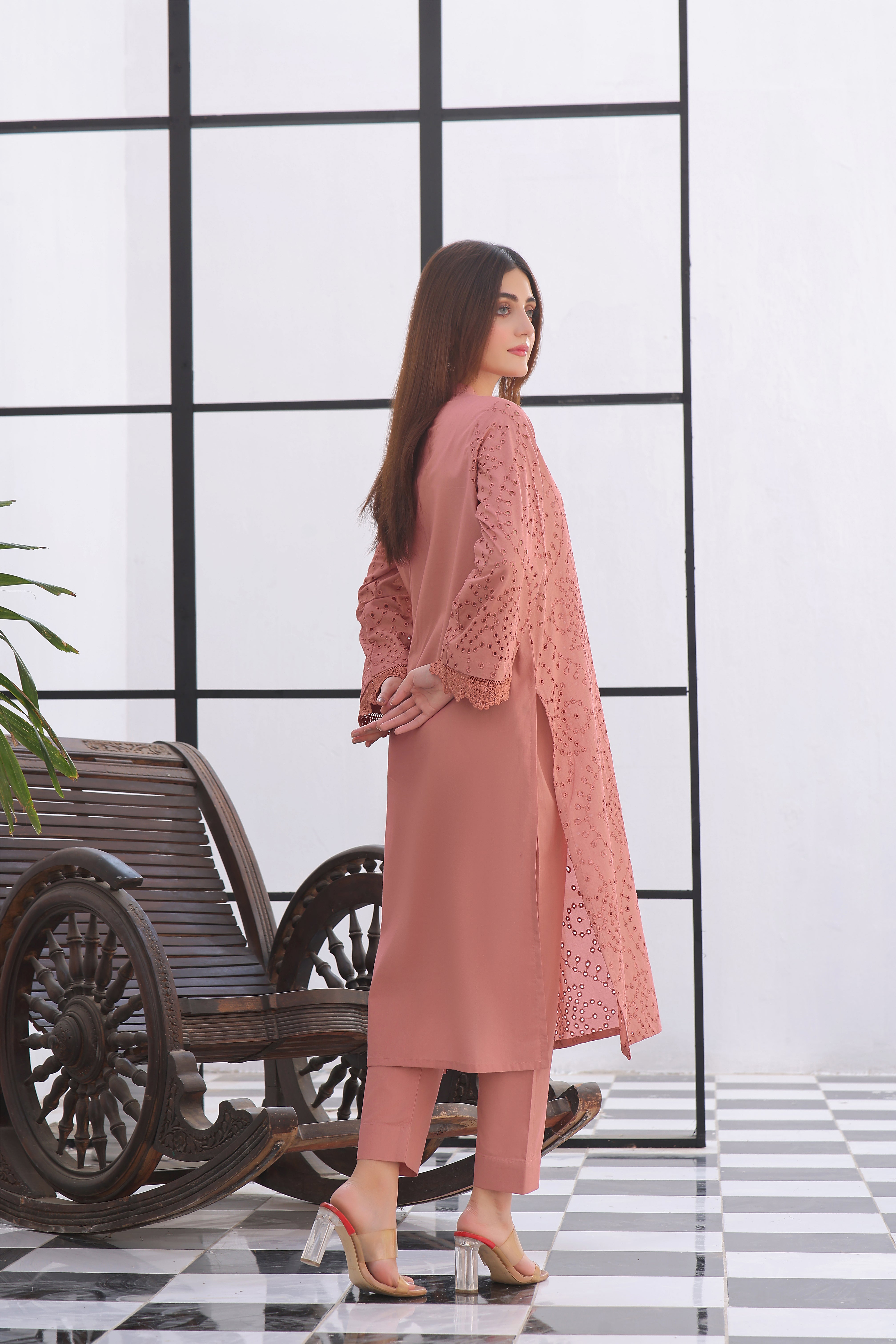 Luxeurs Affordable Embroidered Pakistani Lawn Dresses Size Chart