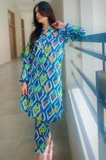 Load image into Gallery viewer, Diamond Stitched 2 Piece Printed Lawn Cotton Suit
