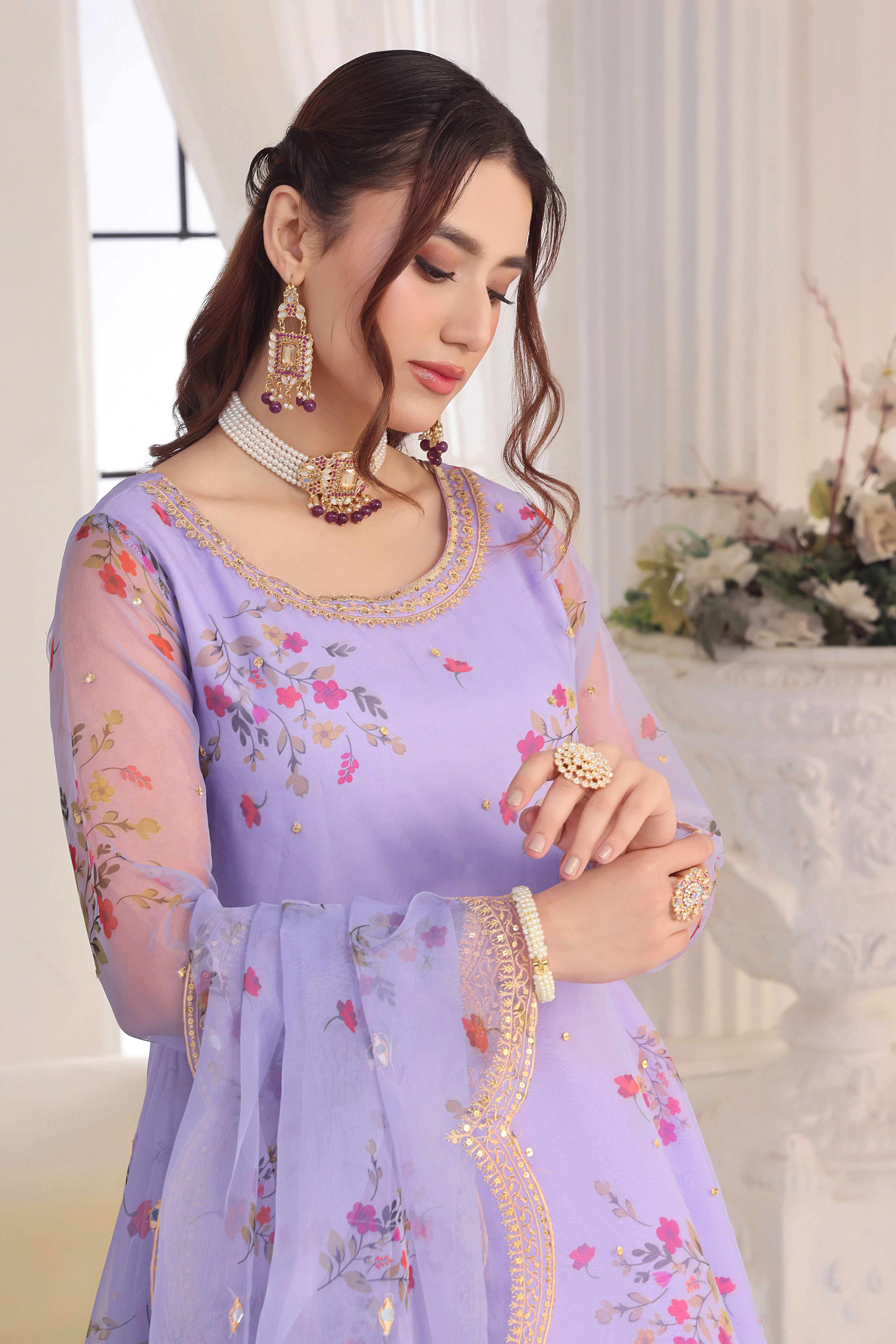 Luxeurs Affordable Embroidered Pakistani Lawn Dresses Size Chart