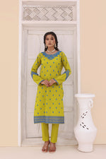 Load image into Gallery viewer, Luxeurs Embroidered Pretwear Designer Lawn Dress
