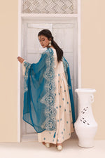 Load image into Gallery viewer, Luxeurs Embroidered Pretwear Designer Lawn Dress
