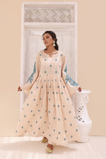 Load image into Gallery viewer, Luxeurs Embroidered Pretwear Designer Lawn Dress
