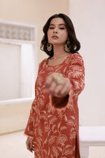 Load image into Gallery viewer, Luxeurs Embroidered Pakistani Ready to Wear Lawn Dress
