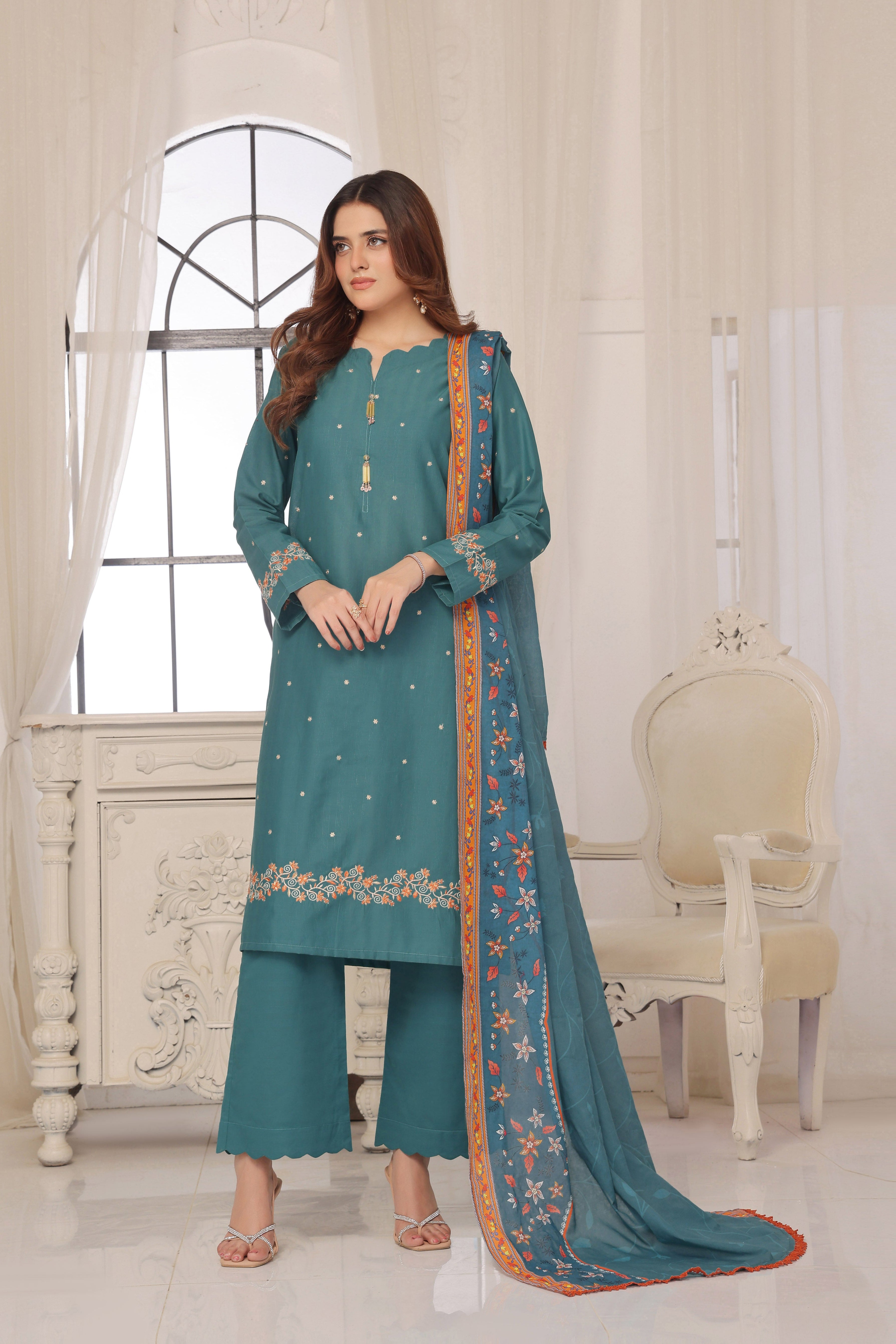 Luxeurs Affordable Embroidered Pakistani Lawn Dresses Size Chart