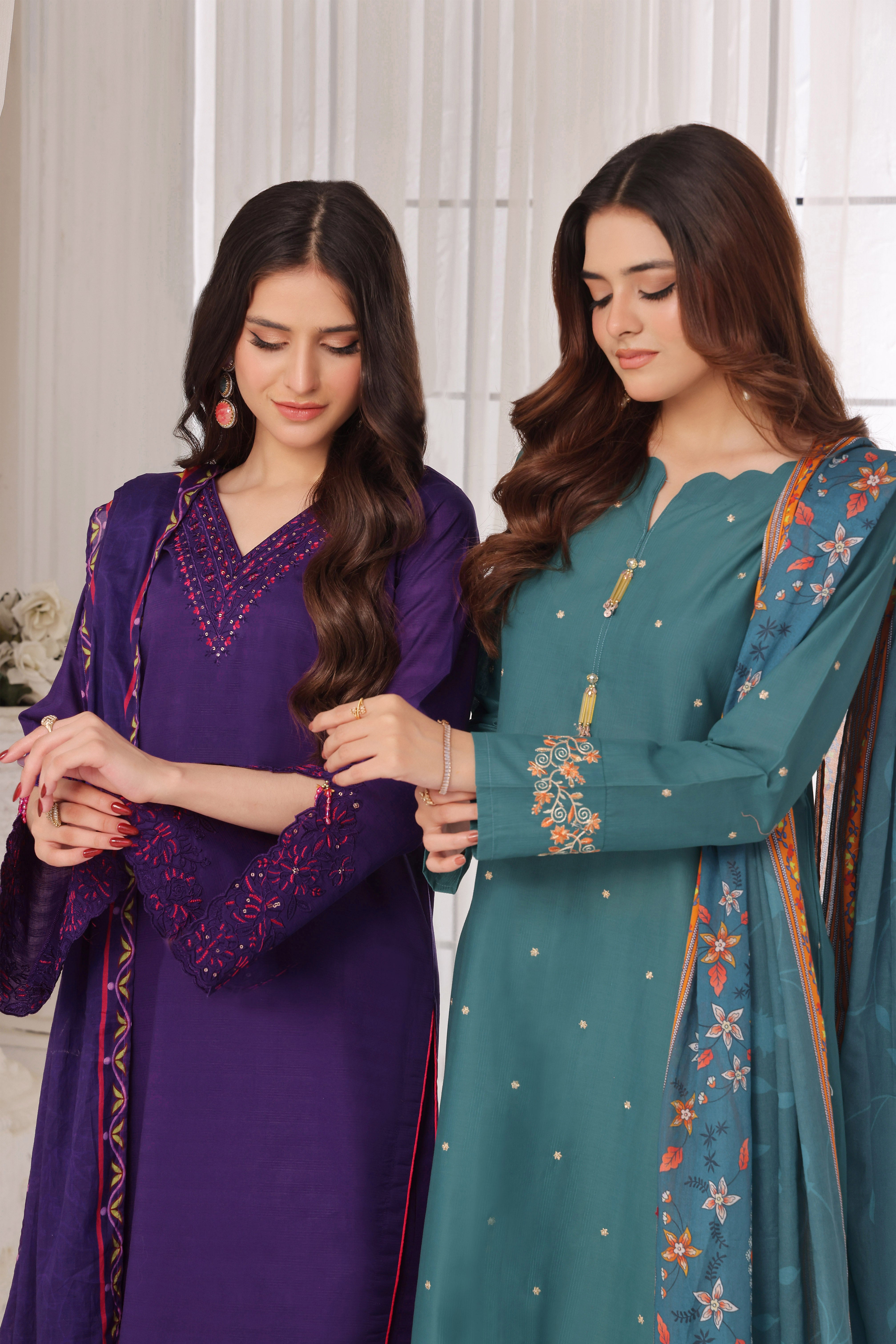 Luxeurs Affordable Embroidered Pakistani Lawn Dresses Size Chart