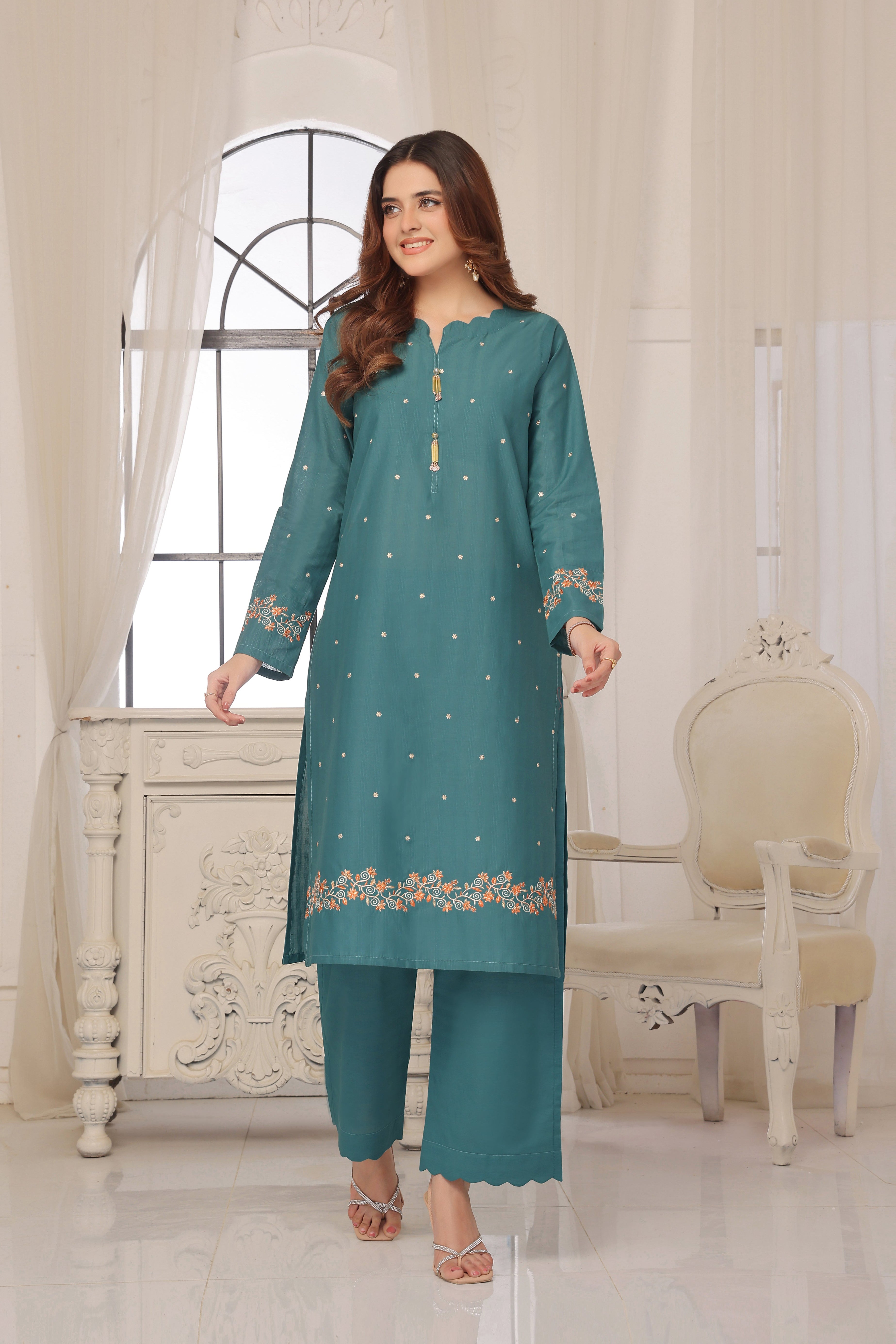 Luxeurs Affordable Embroidered Pakistani Lawn Dresses Size Chart