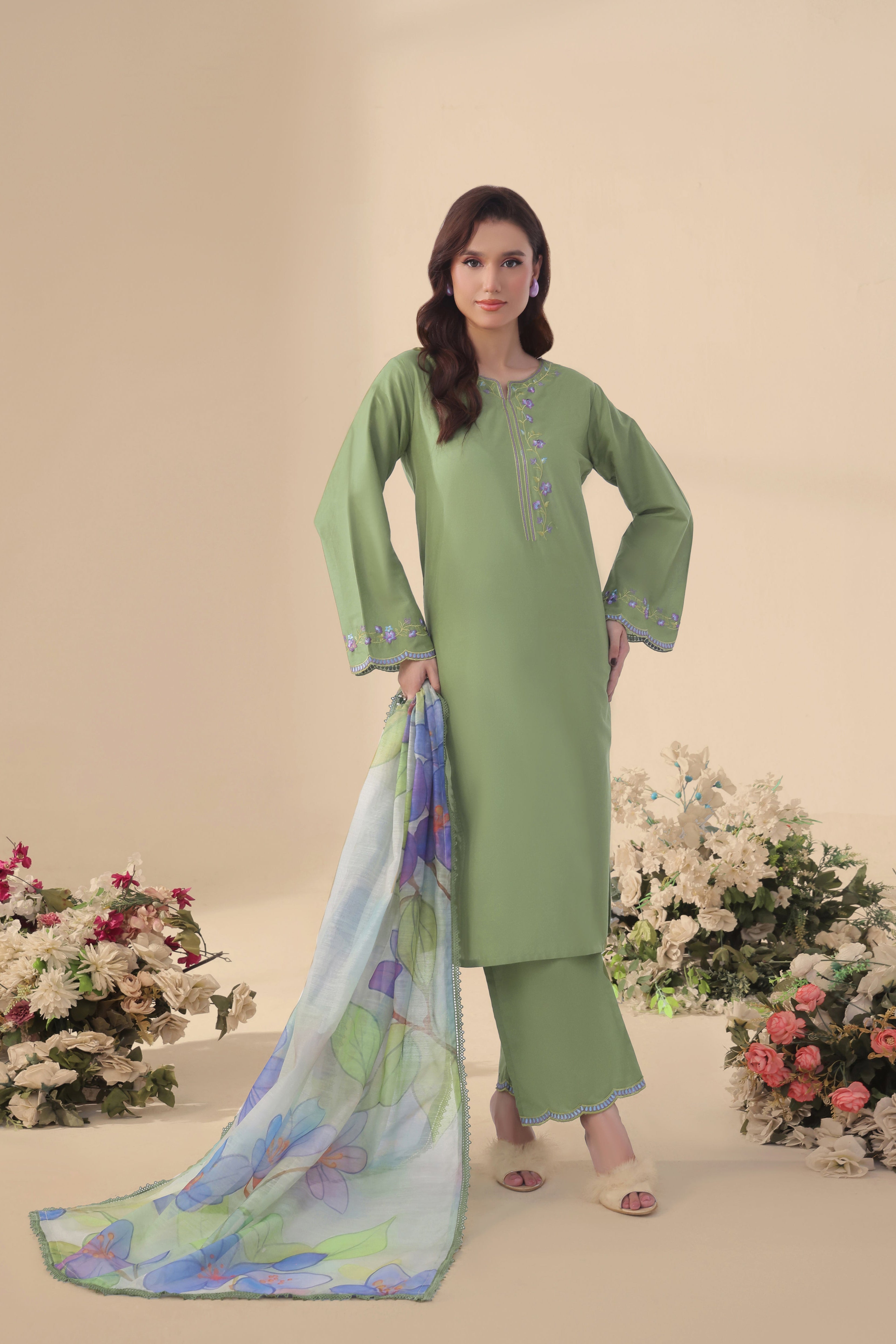 Drizzles Embroidered 3PC Lawn Dress