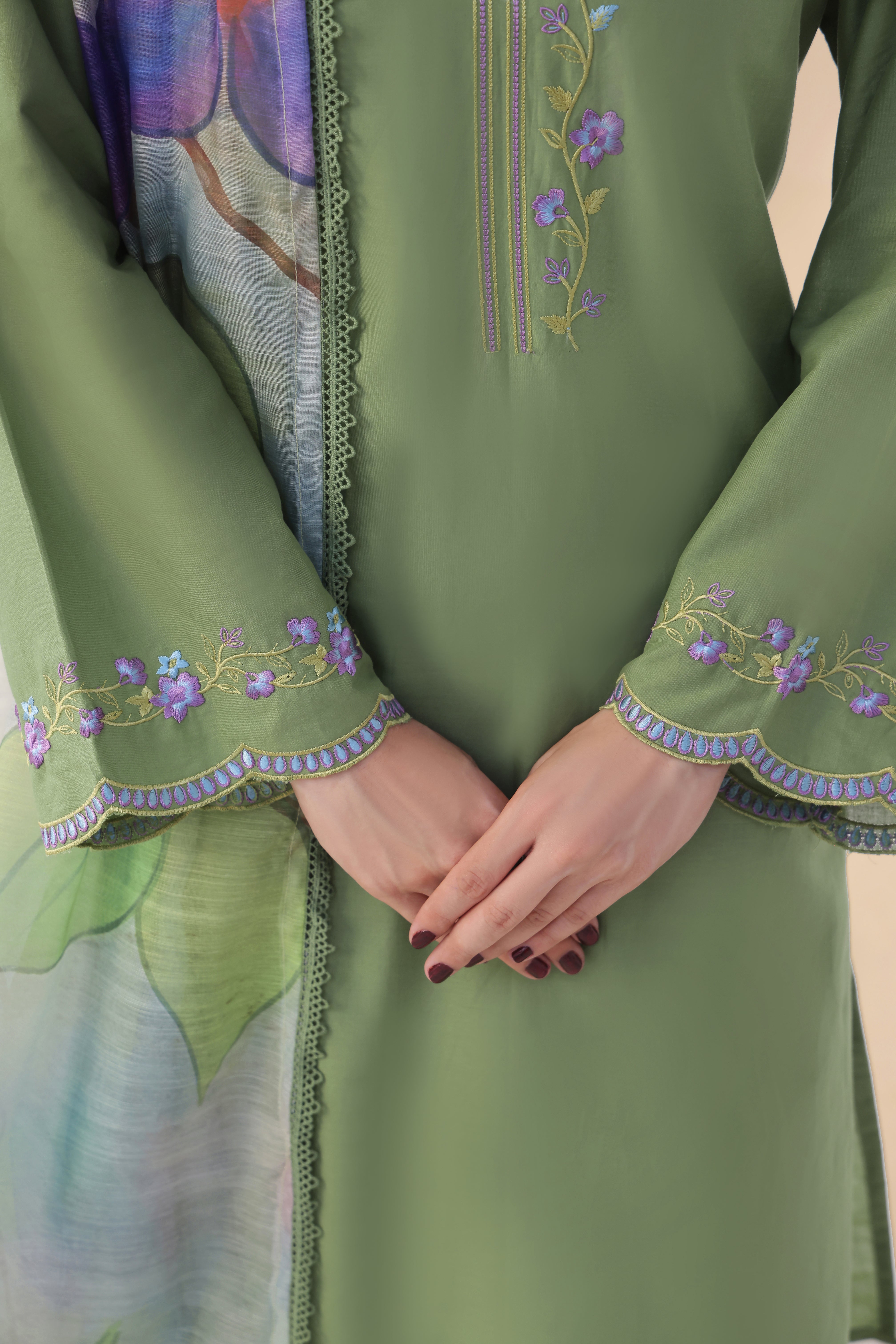 Drizzles Embroidered 3PC Lawn Dress