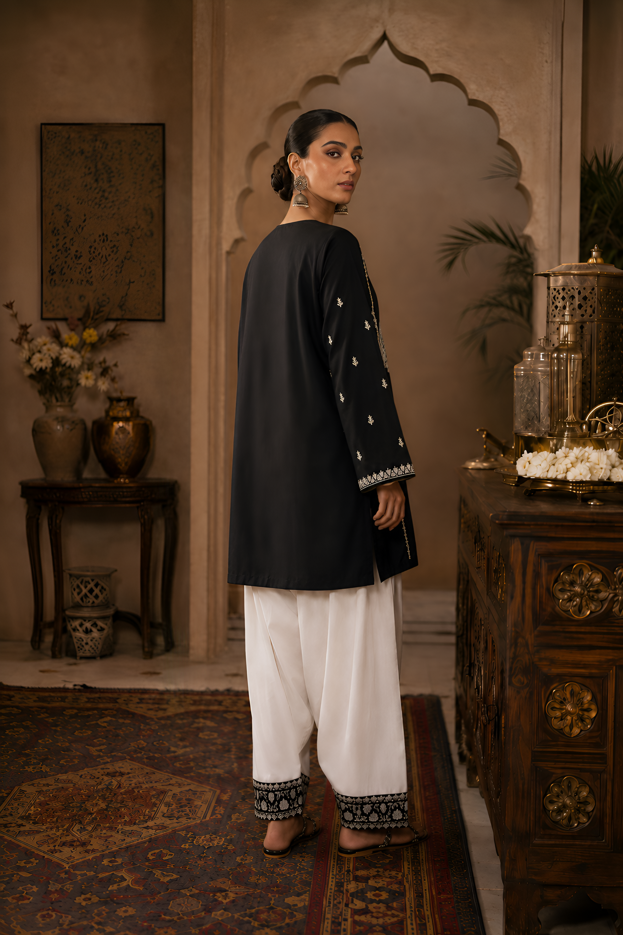 Rhea Emb. Lawn 2PC