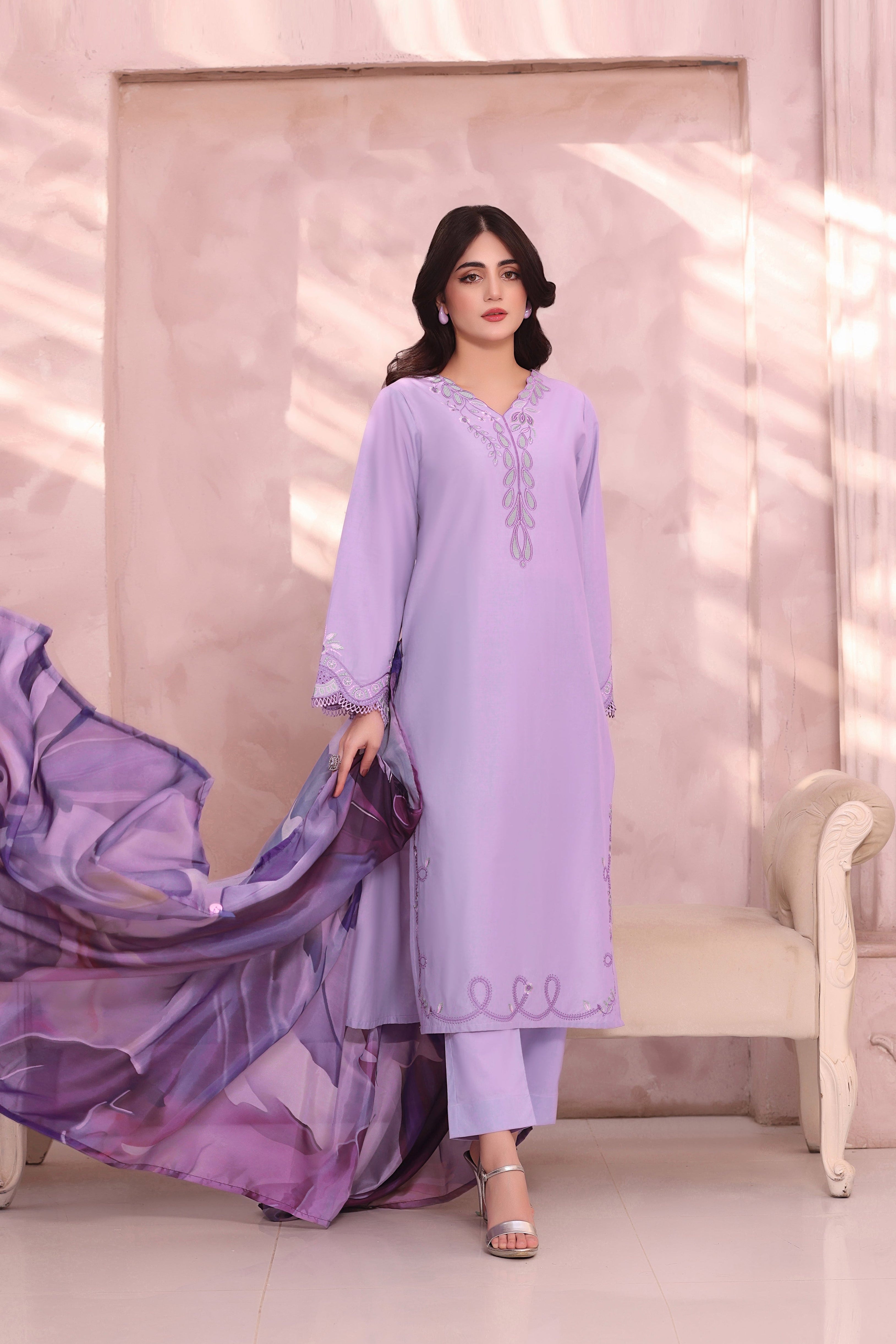 Daydream Embroidered 3PC Lawn Dress