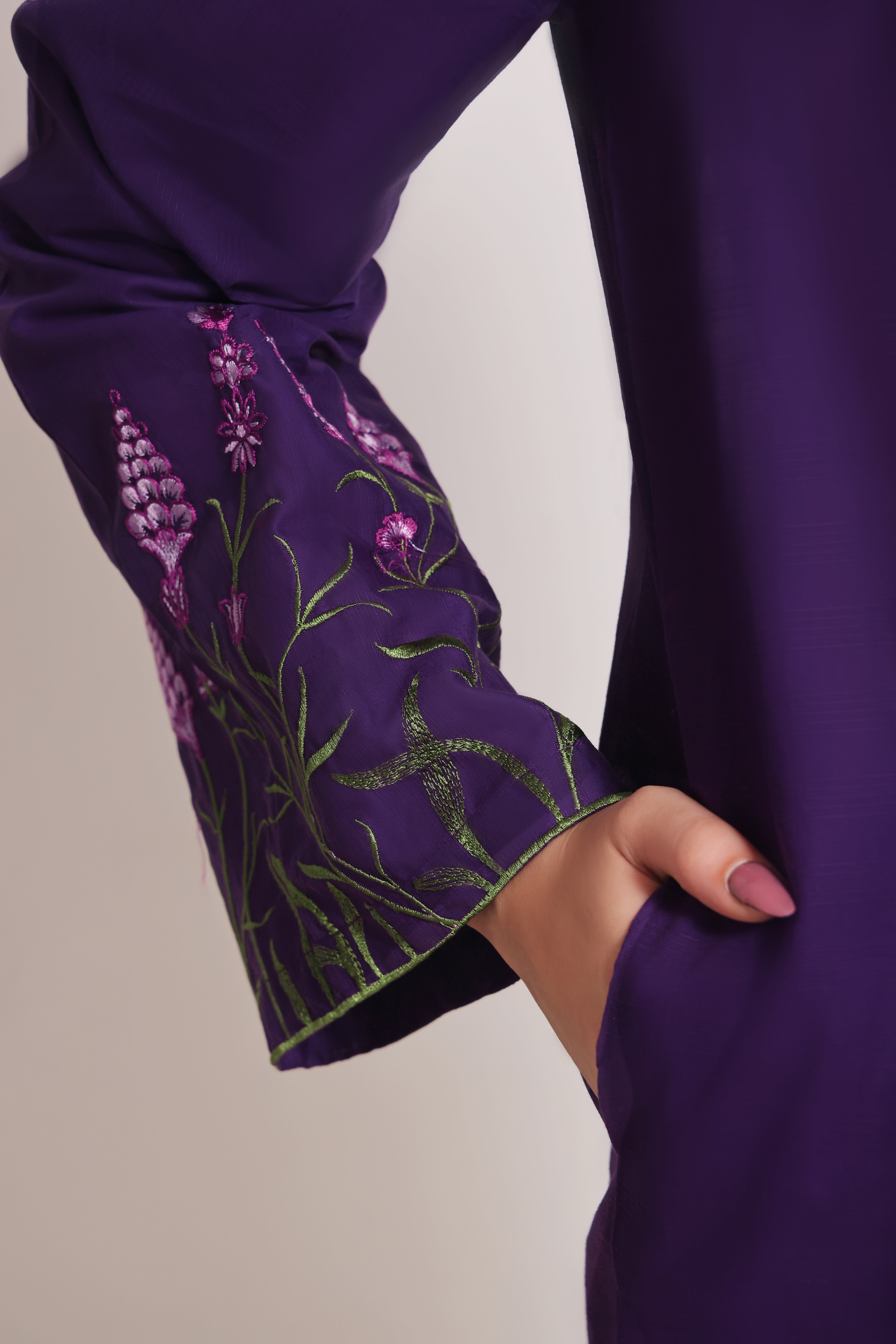 Luxeurs Affordable Embroidered Pakistani Lawn Dresses Size Chart