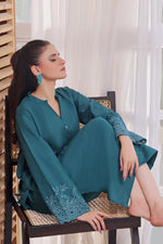 Load image into Gallery viewer, Nuvia Embroidered Lawn 2PC Dress
