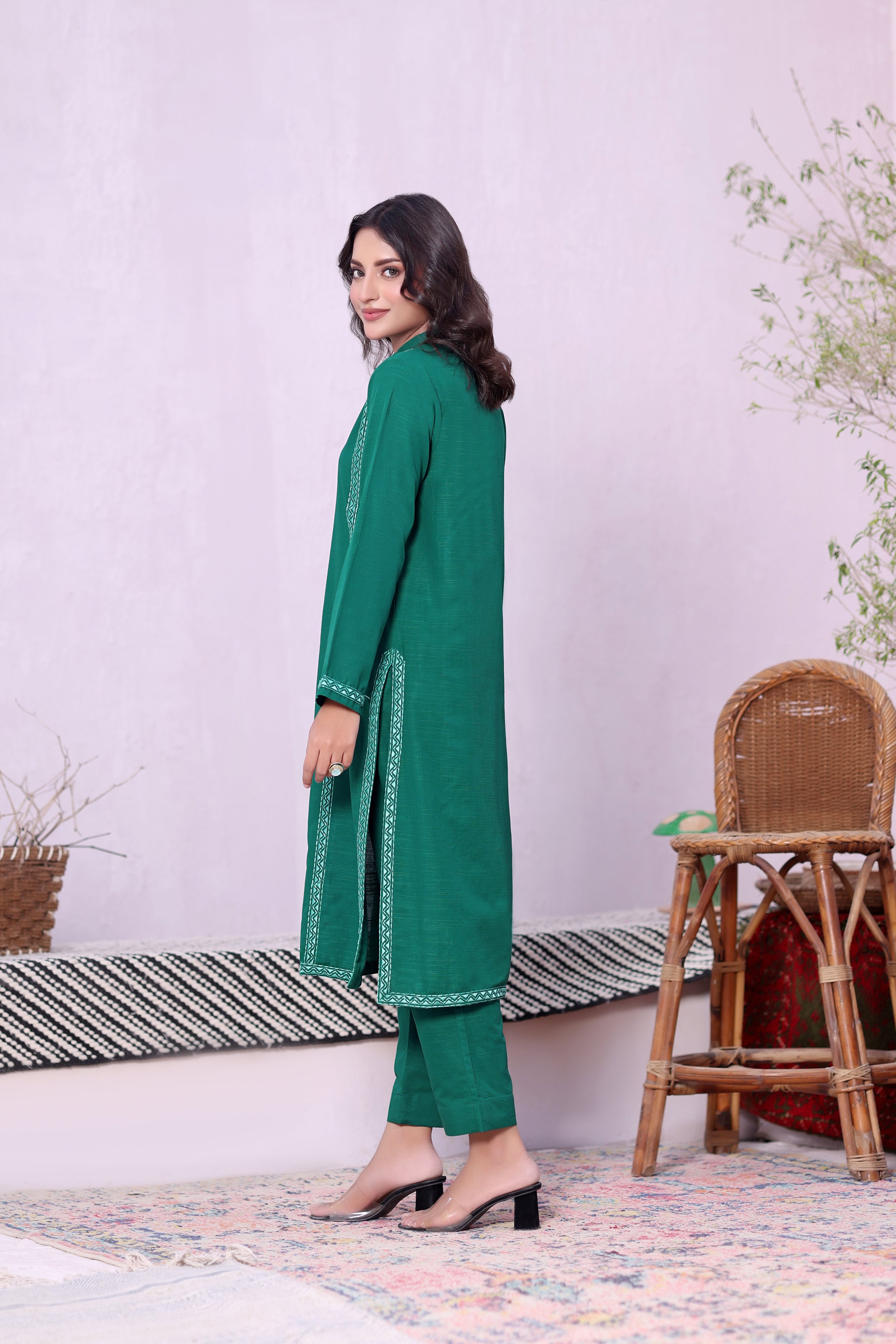 Sheen khaddar Embroidered 2PC Dress