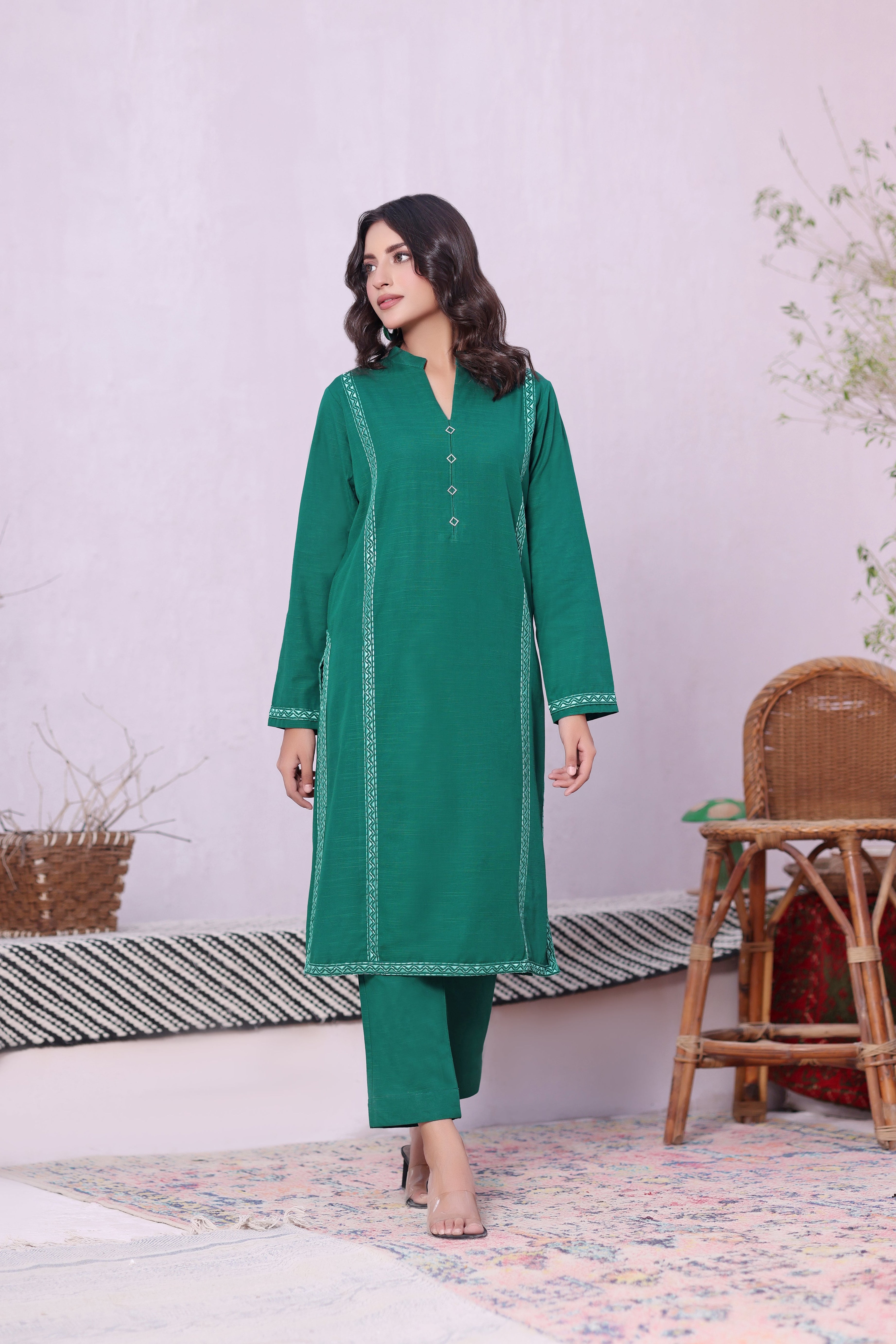 Sheen khaddar Embroidered 2PC Dress