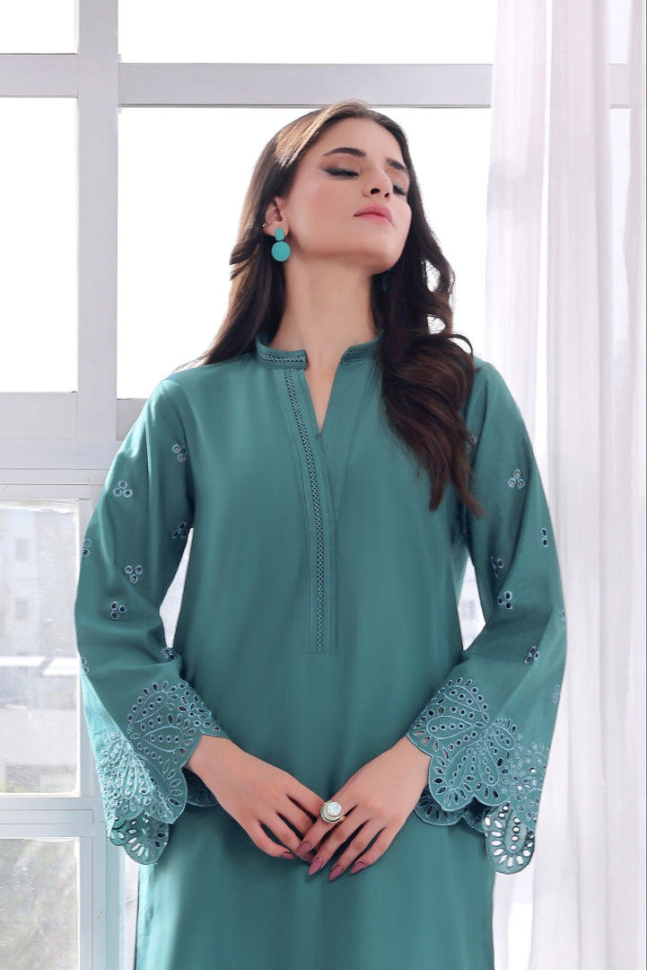 Zephyr Embroidered Lawn 2PC Dress