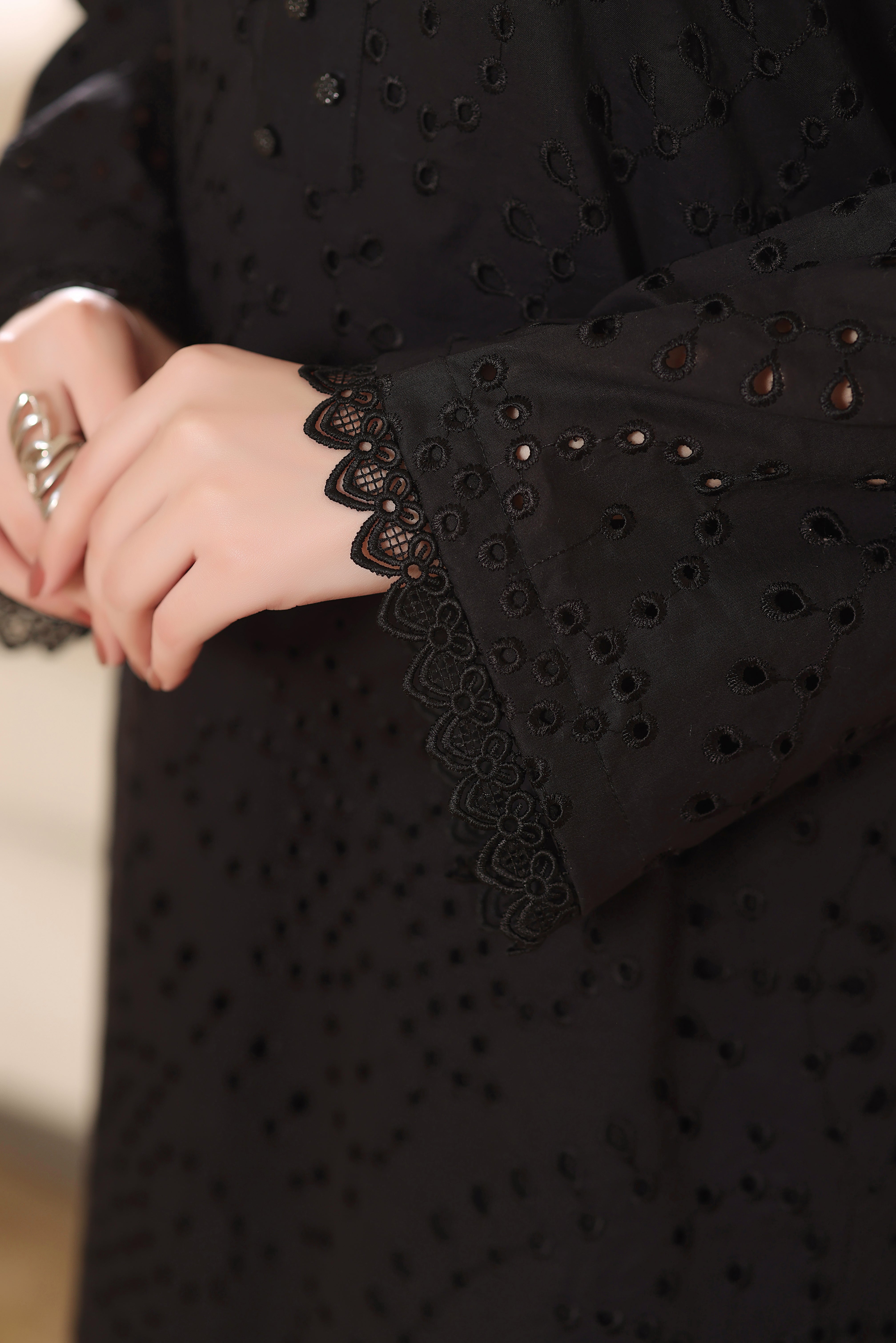 Daphne Schiffli 3PC Lawn Dress