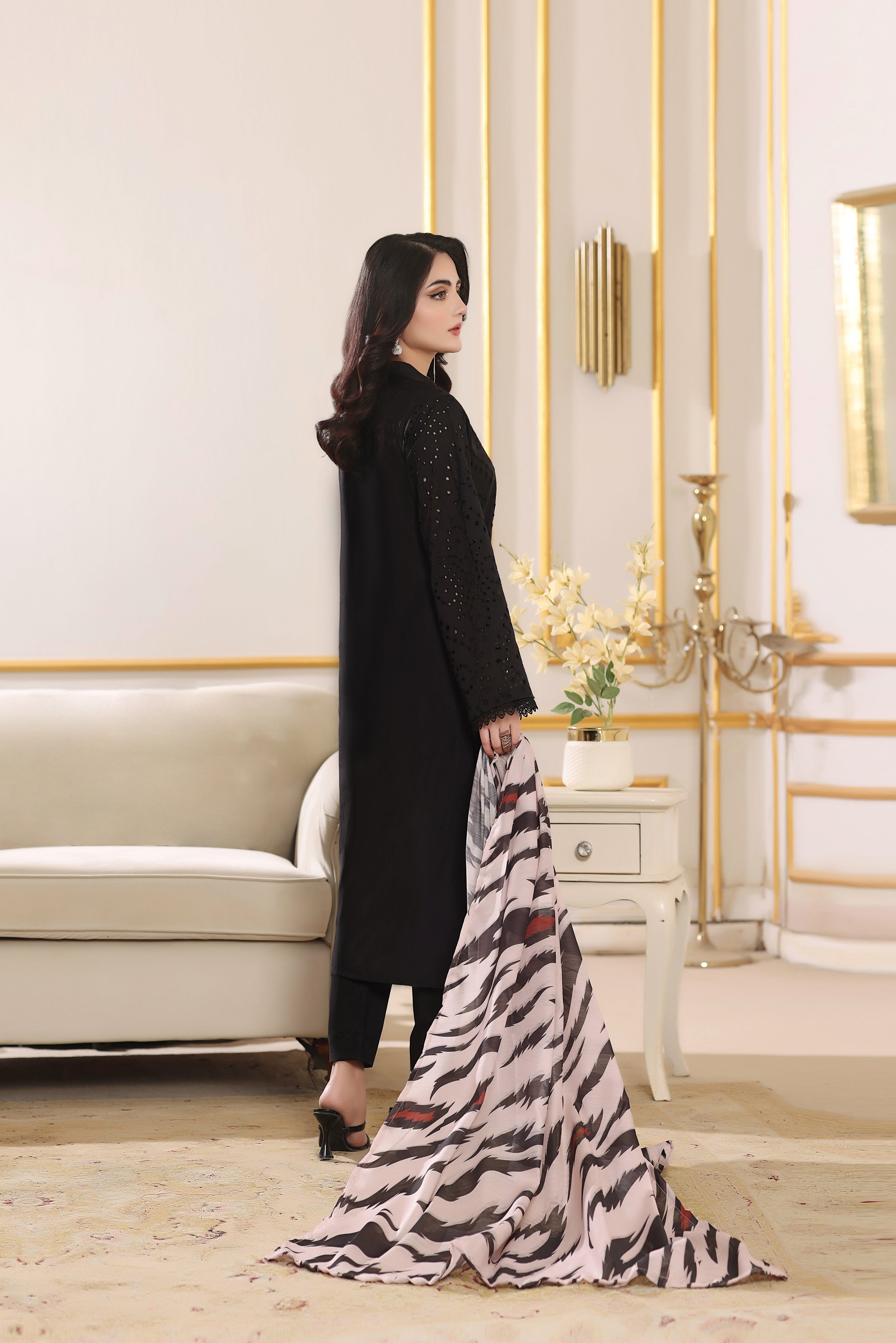 Daphne Schiffli 3PC Lawn Dress