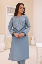 Load image into Gallery viewer, Luxeurs Embroidered Pakistani Ready to Wear Lawn Dress
