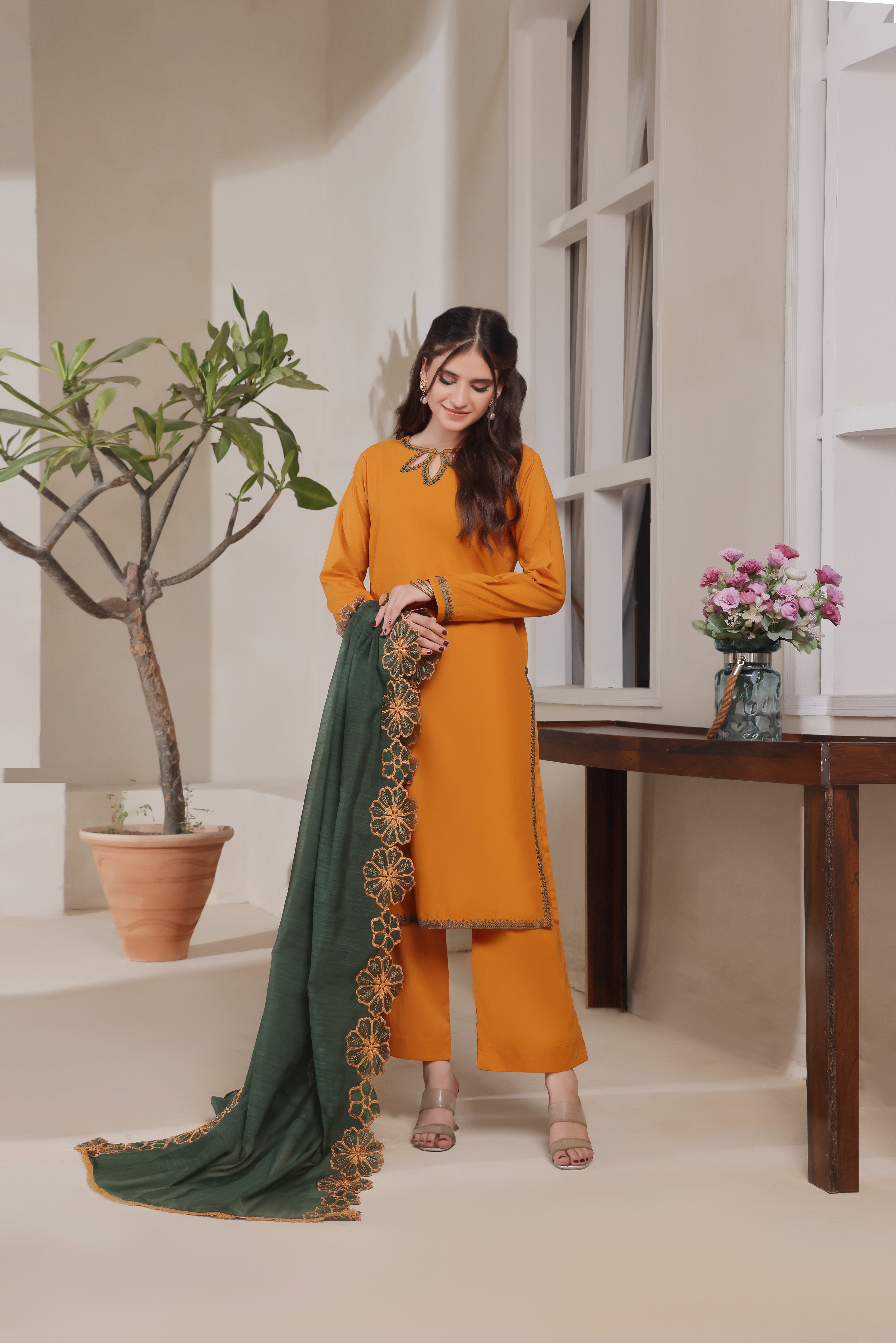 Luxeurs Affordable Embroidered Pakistani Lawn Dresses Size Chart