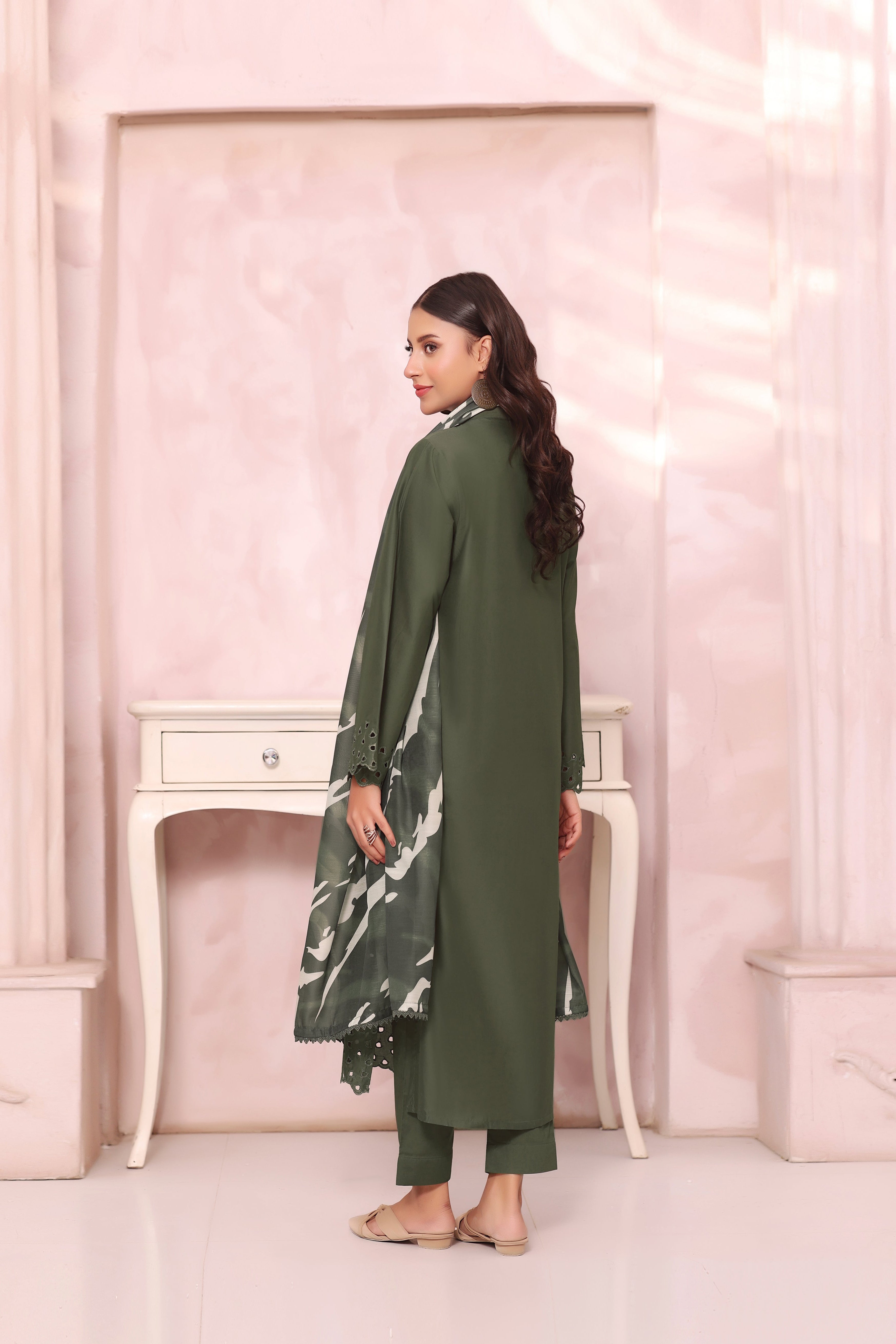 Muffin Embroidered 3PC Lawn Dress