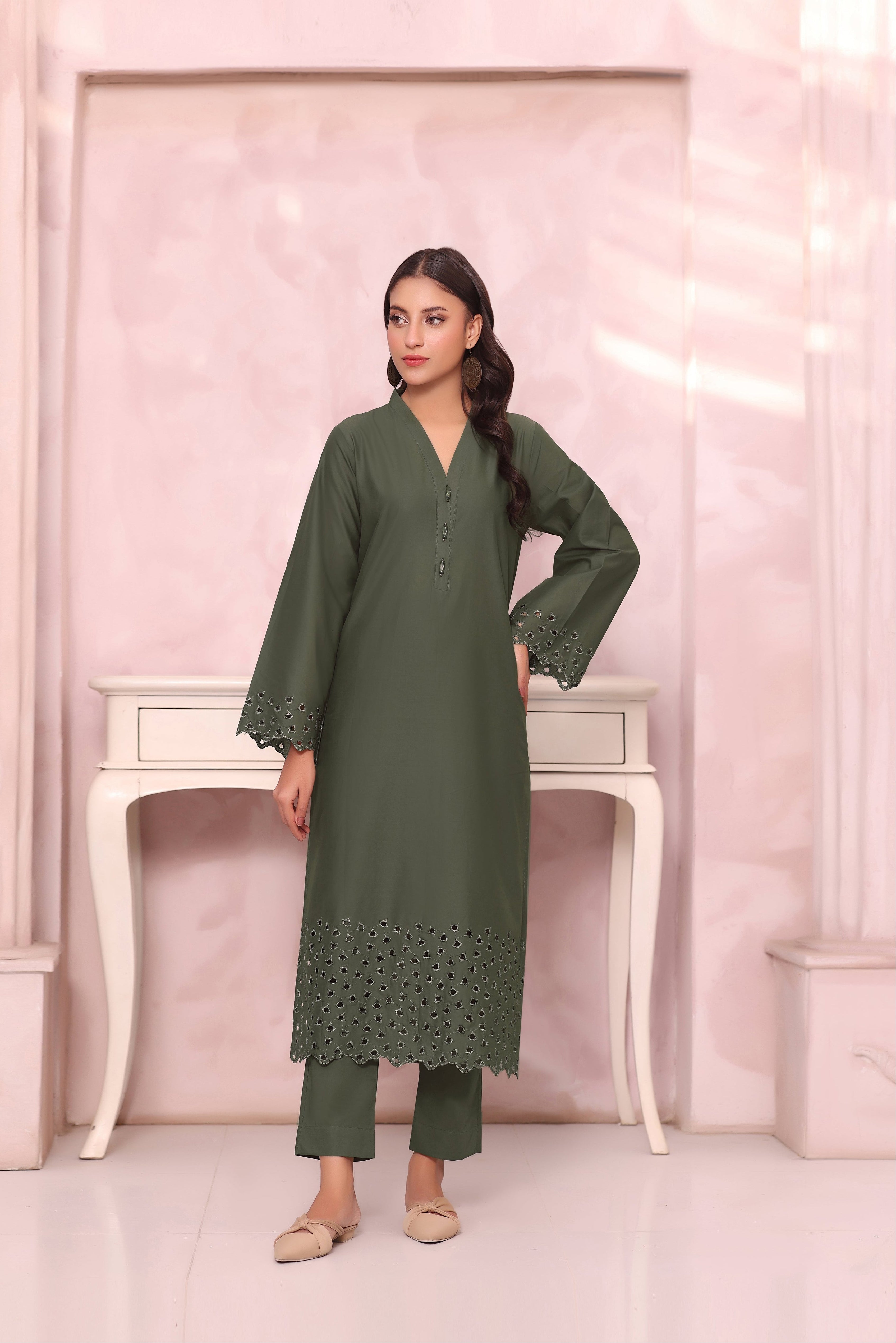 Muffin Embroidered 3PC Lawn Dress