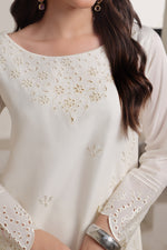 Load image into Gallery viewer, Luxeurs Affordable Embroidered Pakistani Lawn Dresses Size Chart
