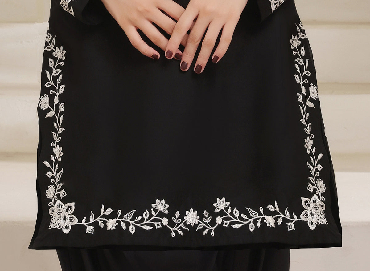 Eclipse Embroidered 3PC Lawn Dress