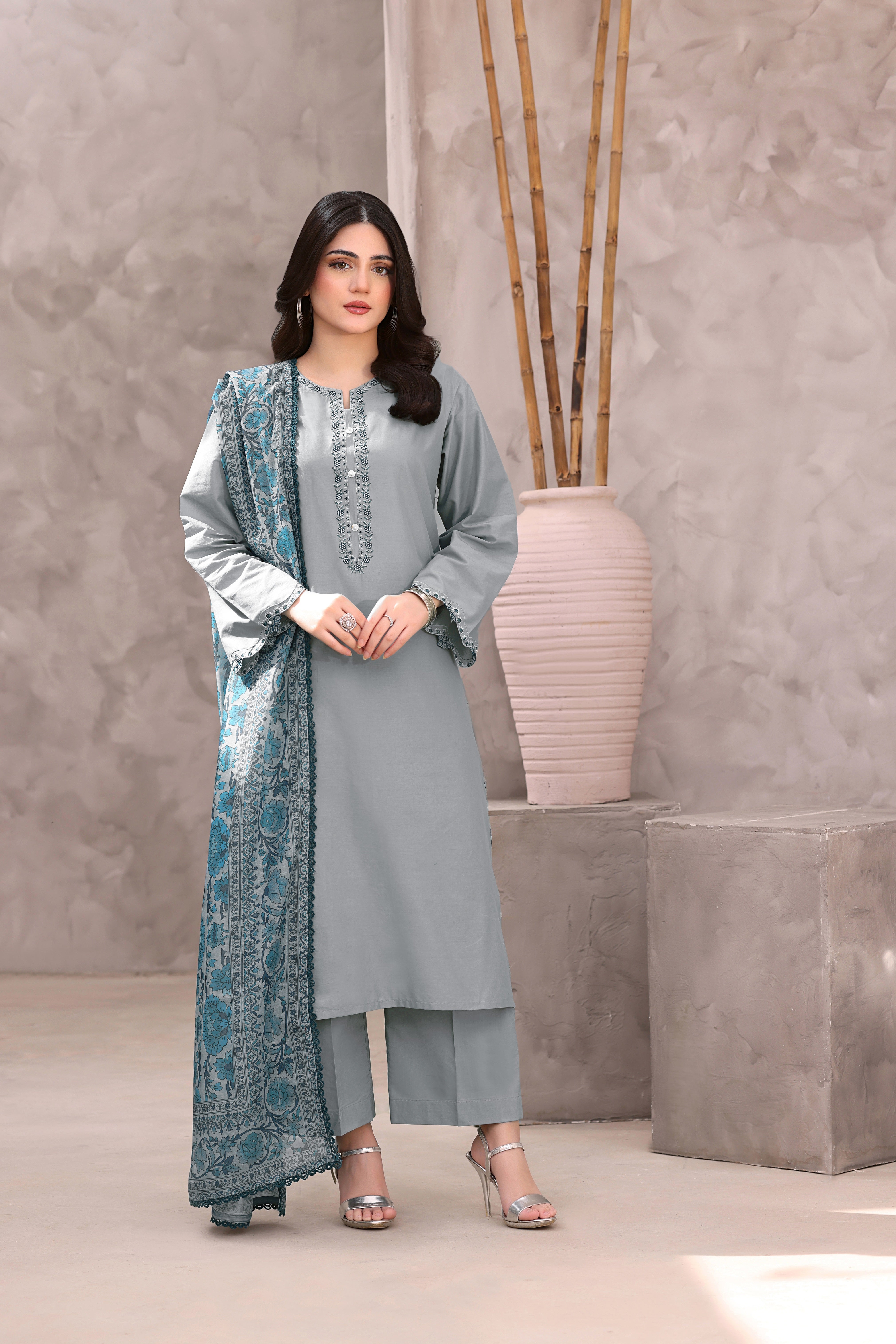 Robin Embroidered 3PC Lawn Dress