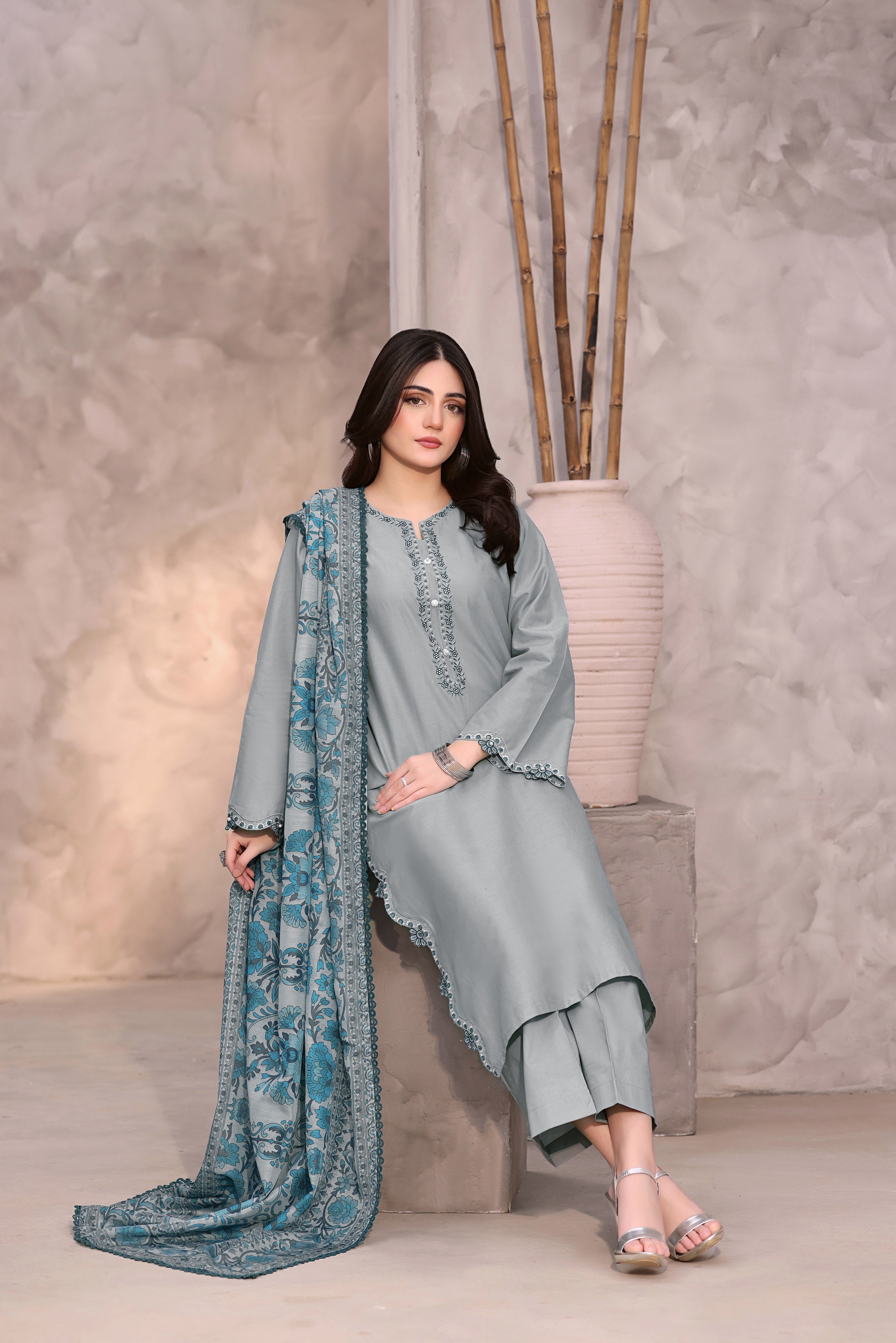 Robin Embroidered 3PC Lawn Dress